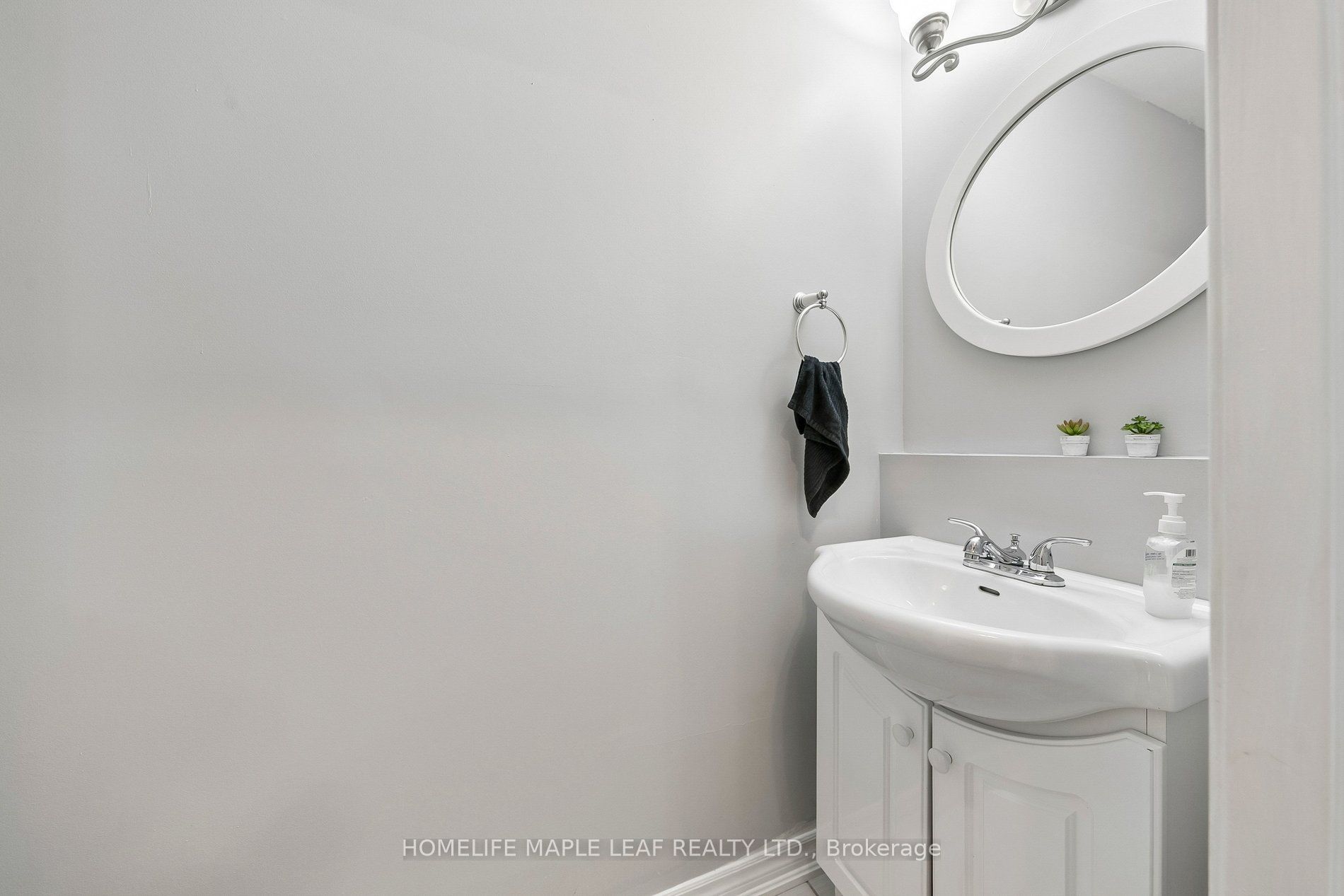 3948 Deepwood Heights Property Photo 8