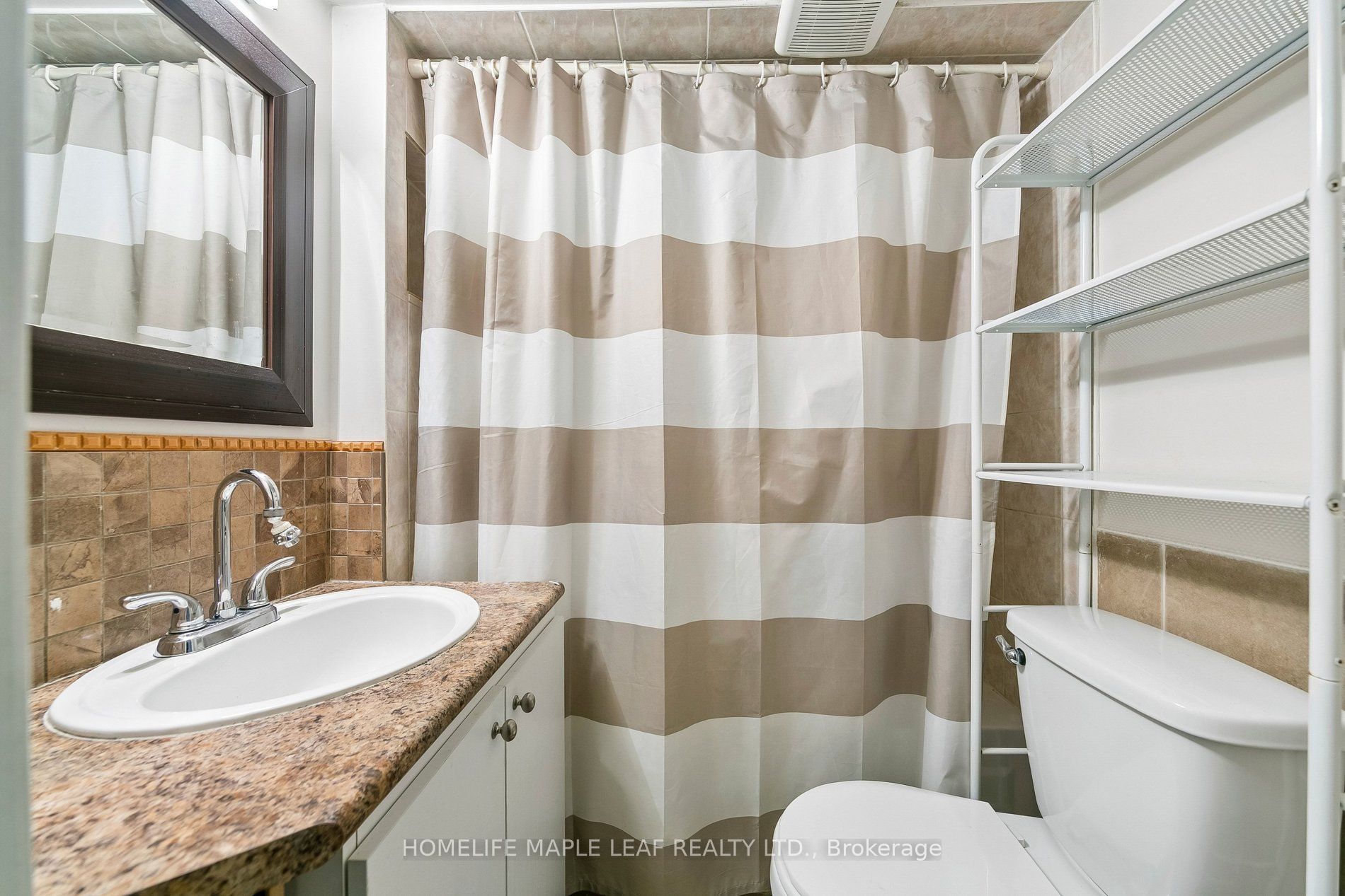3948 Deepwood Heights Property Photo 19