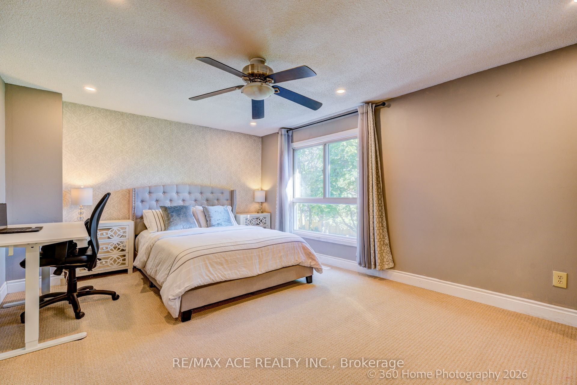 5536 Montevideo Road 4 Property Photo 12