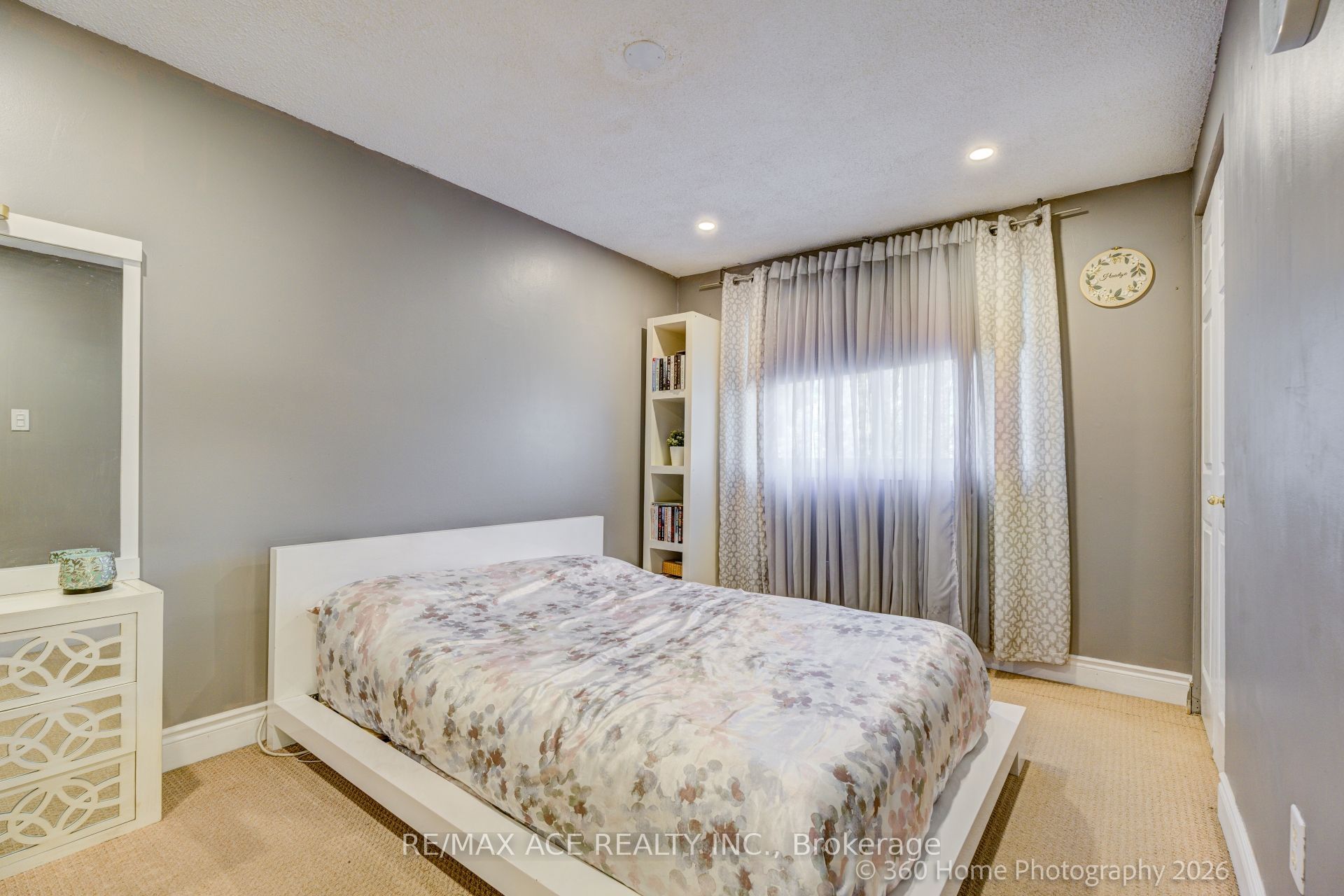 5536 Montevideo Road 4 Property Photo 15