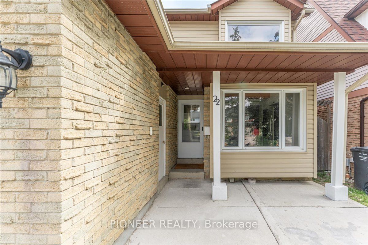 22 Wolverton Crescent Property Photo 5