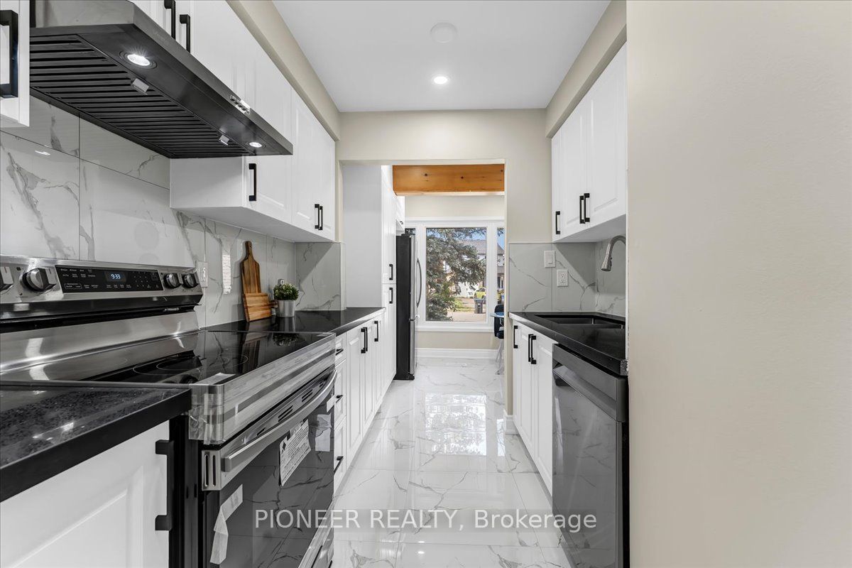 22 Wolverton Crescent Property Photo 12