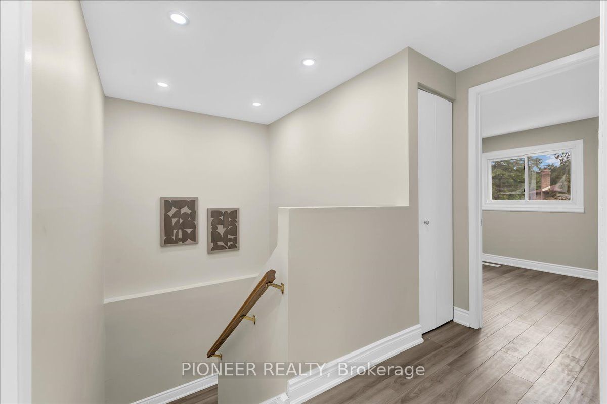 22 Wolverton Crescent Property Photo 18