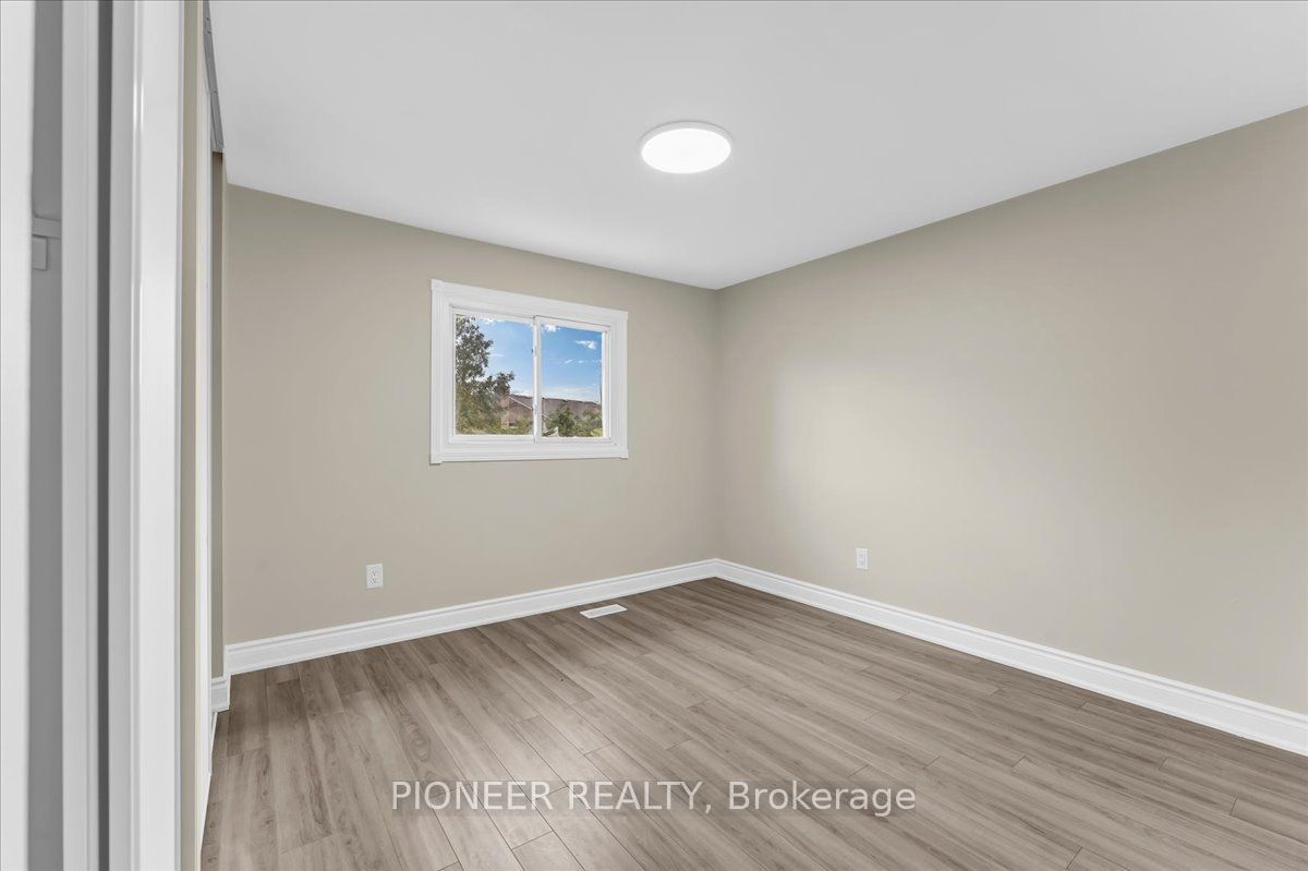 22 Wolverton Crescent Property Photo 24