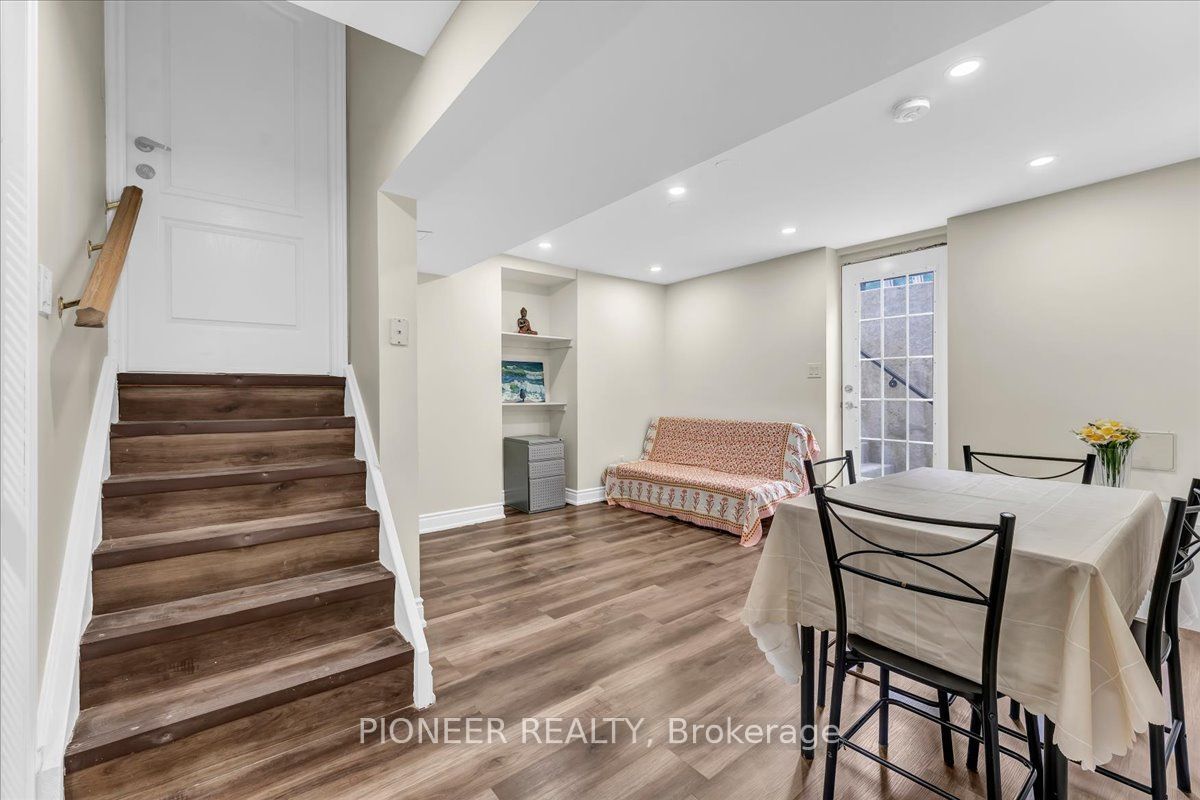 22 Wolverton Crescent Property Photo 28
