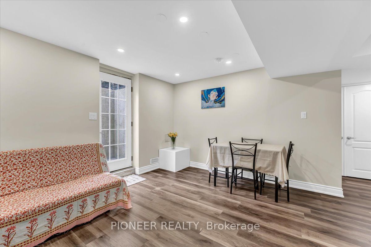 22 Wolverton Crescent Property Photo 29