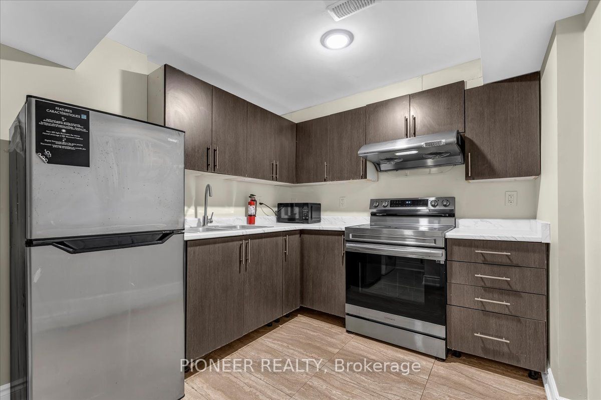 22 Wolverton Crescent Property Photo 30