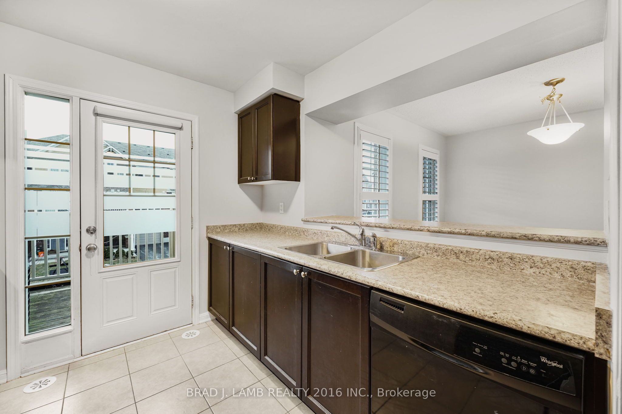 930 Nadalin Heights Property Photo 12