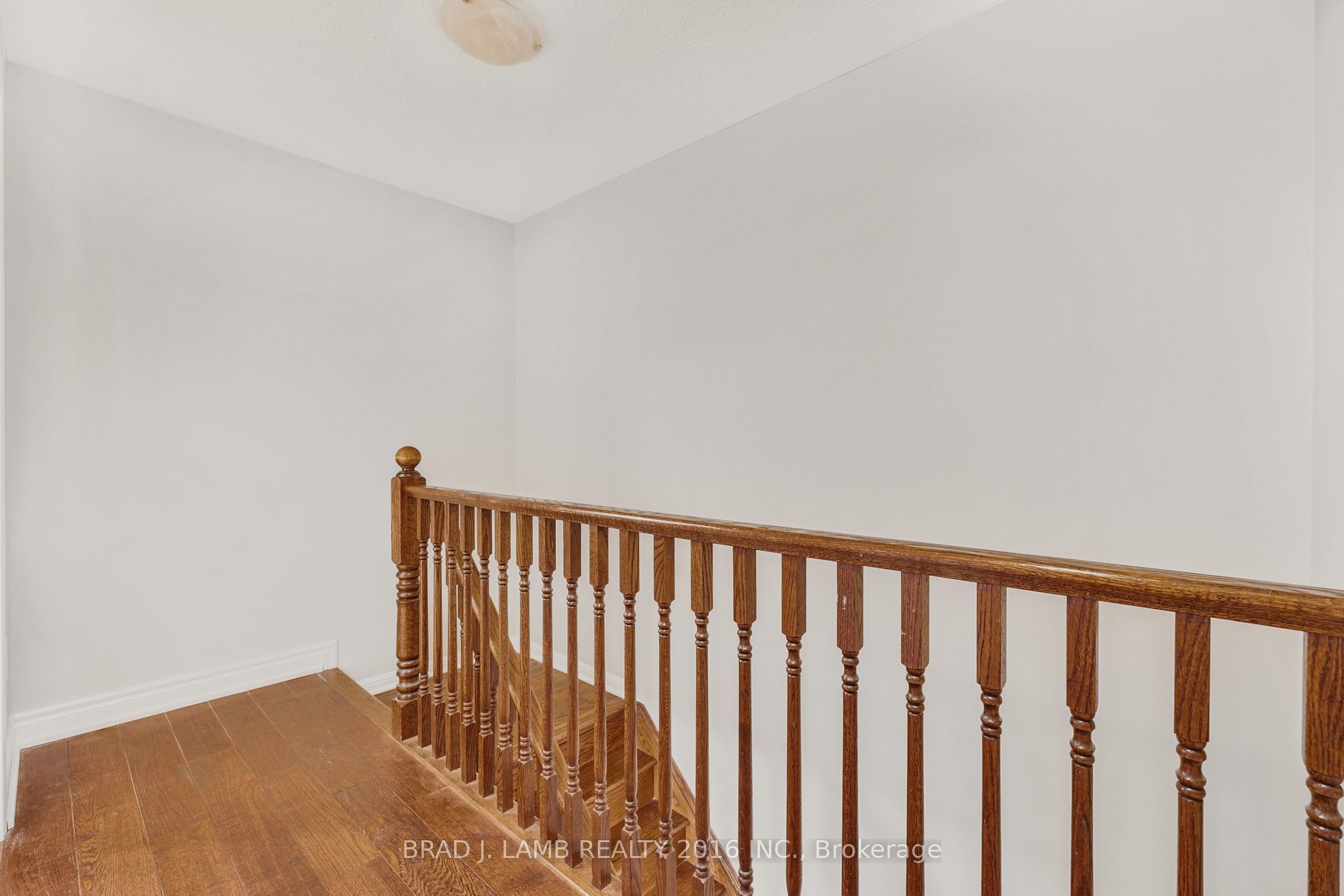 930 Nadalin Heights Property Photo 23