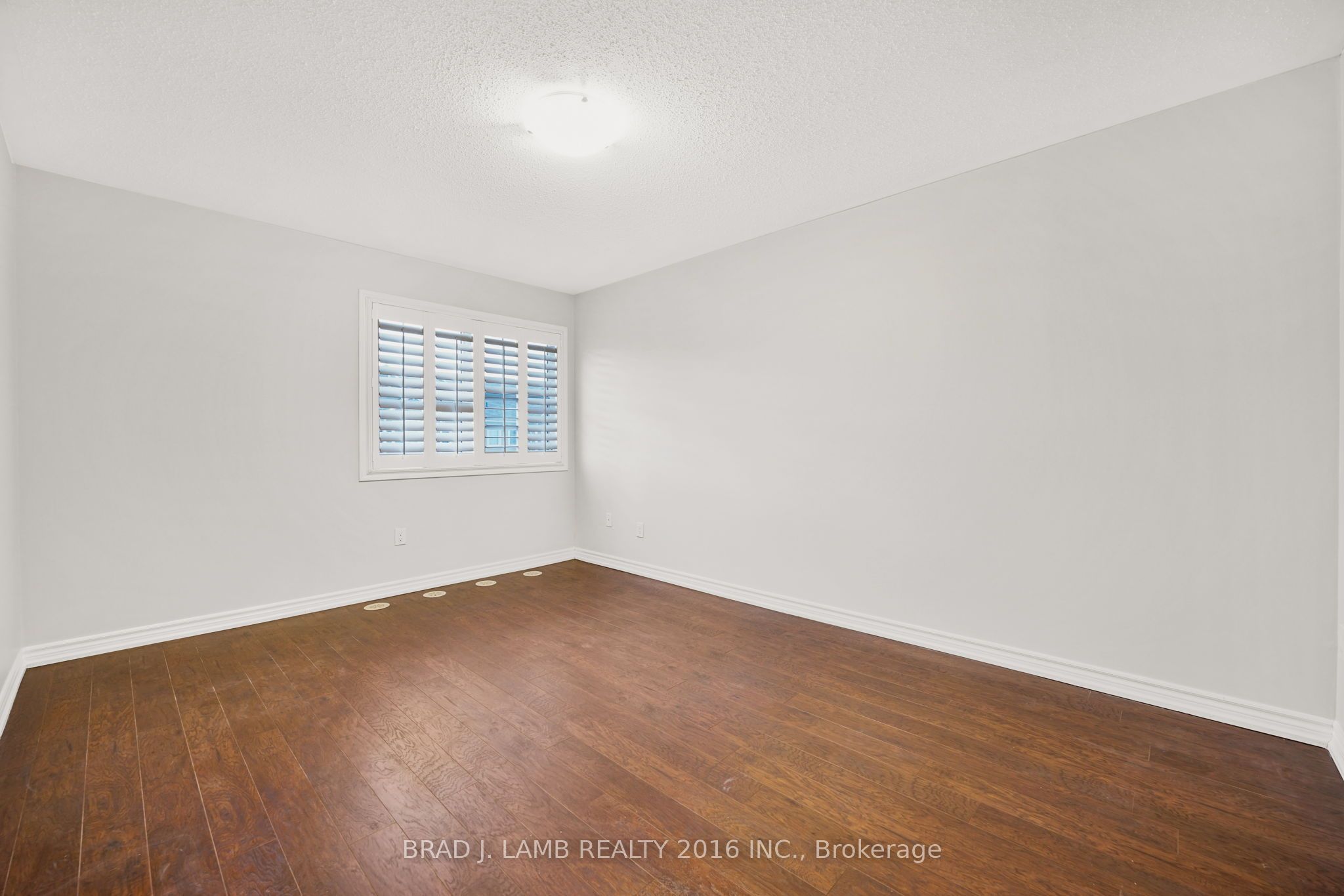 930 Nadalin Heights Property Photo 28