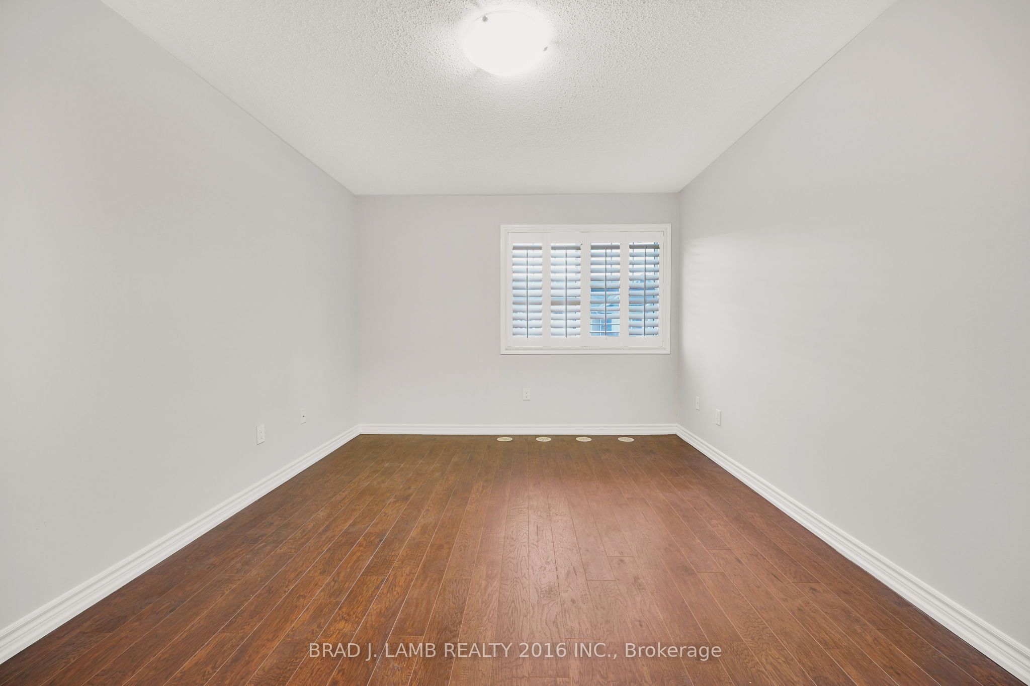 930 Nadalin Heights Property Photo 29