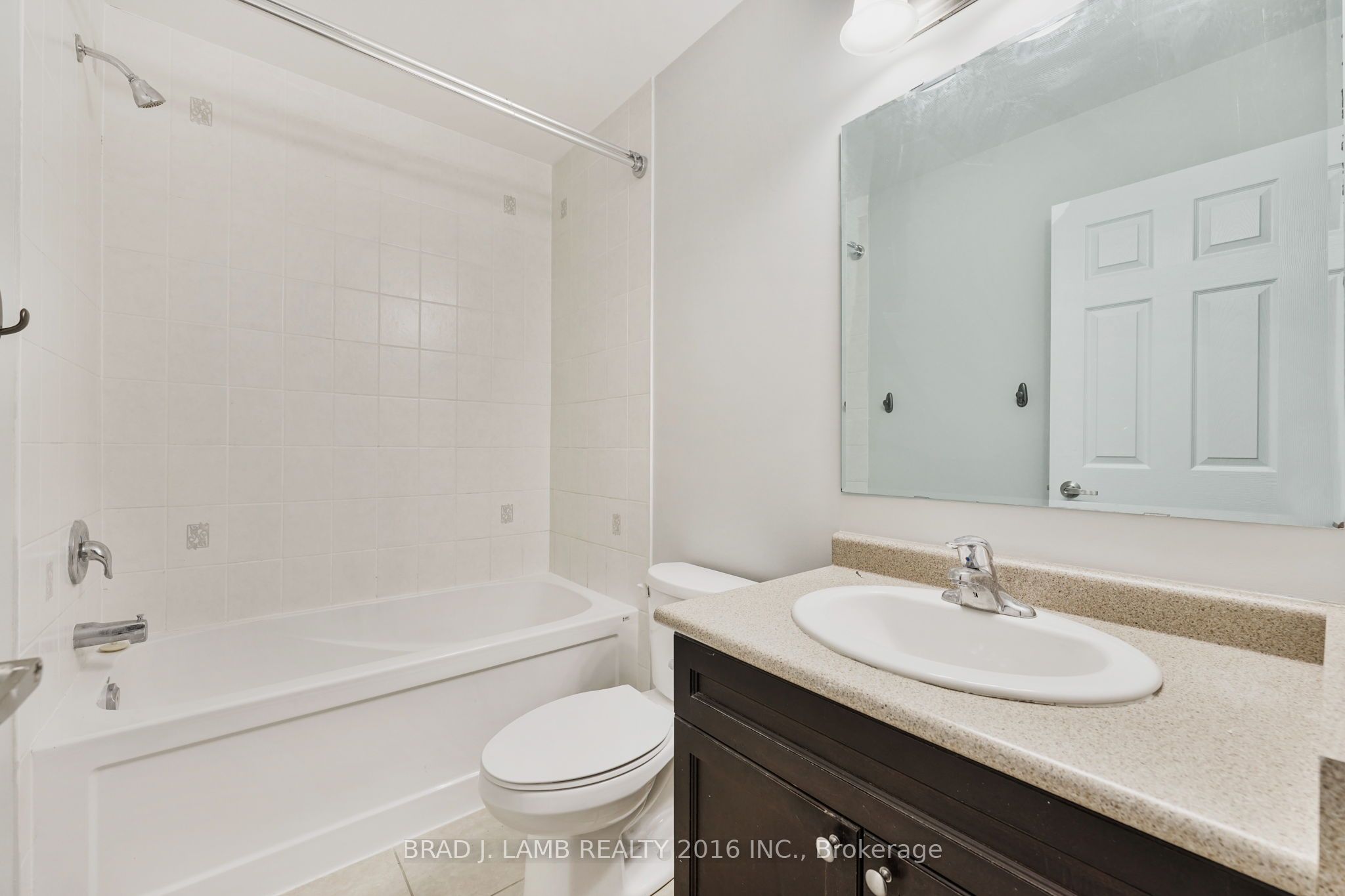 930 Nadalin Heights Property Photo 33