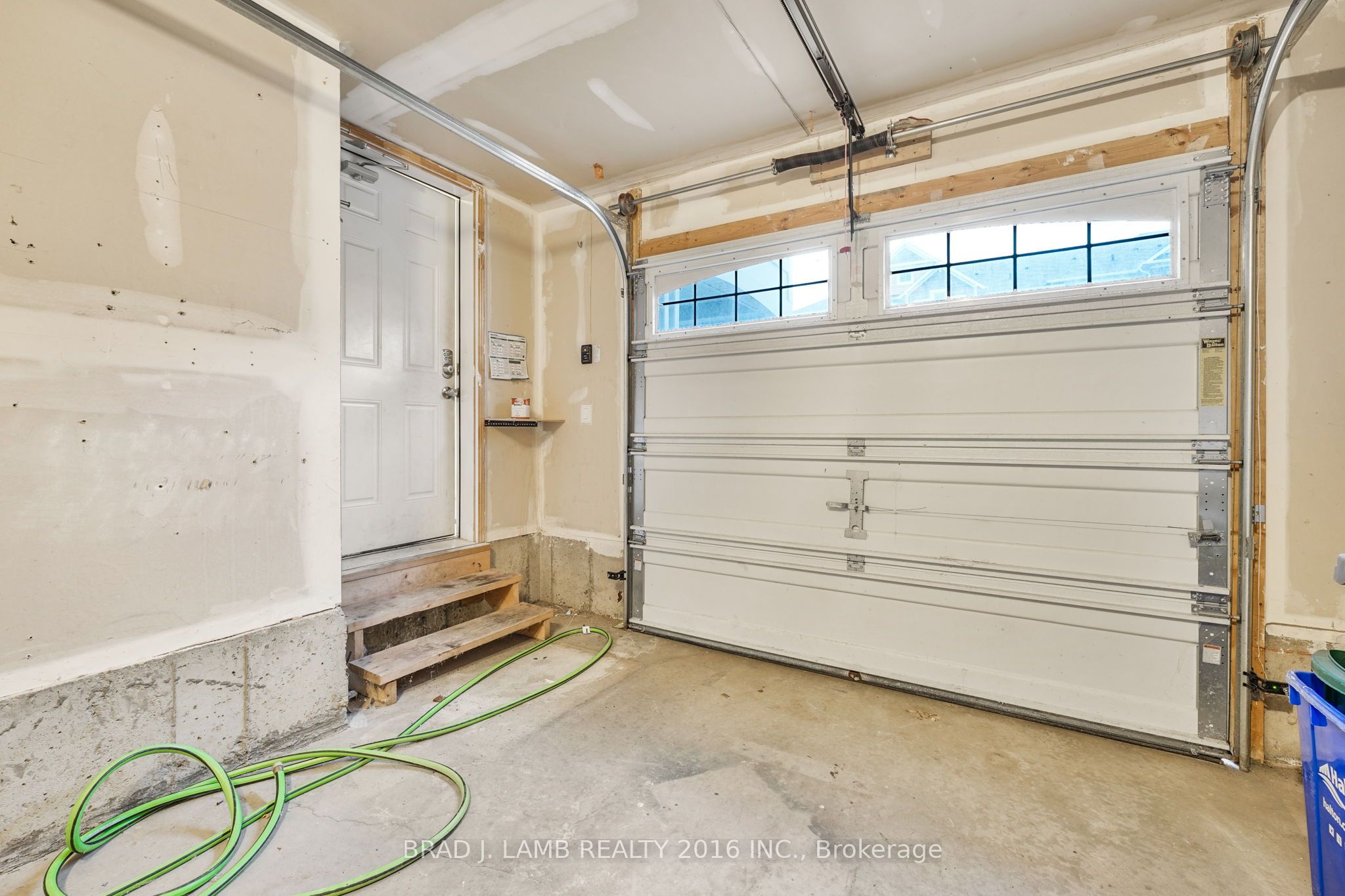 930 Nadalin Heights Property Photo 37