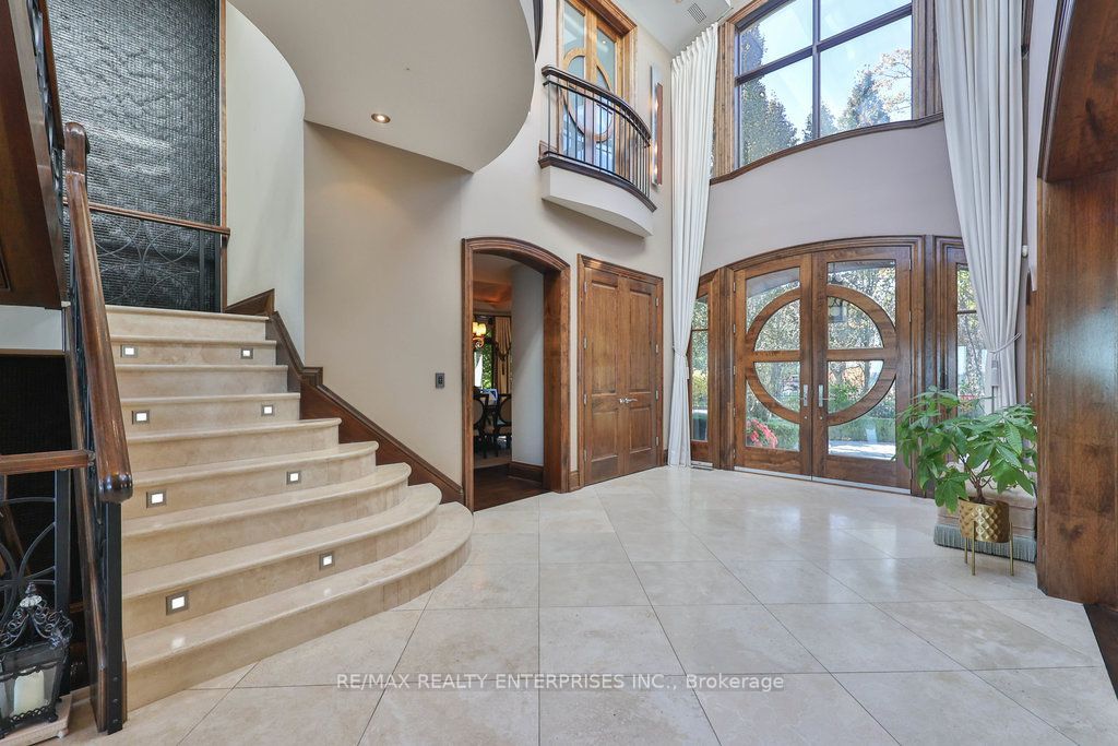 1500 Watersedge Road Property Photo 8