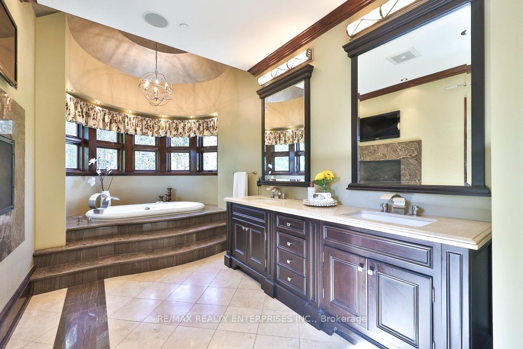 1500 Watersedge Road Property Photo 26