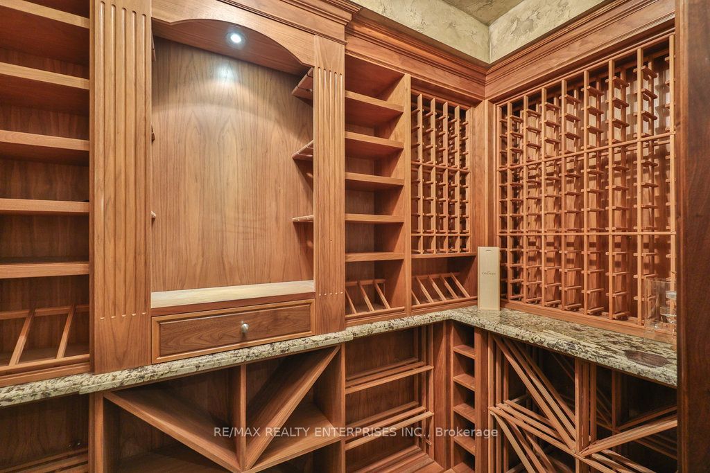 1500 Watersedge Road Property Photo 39
