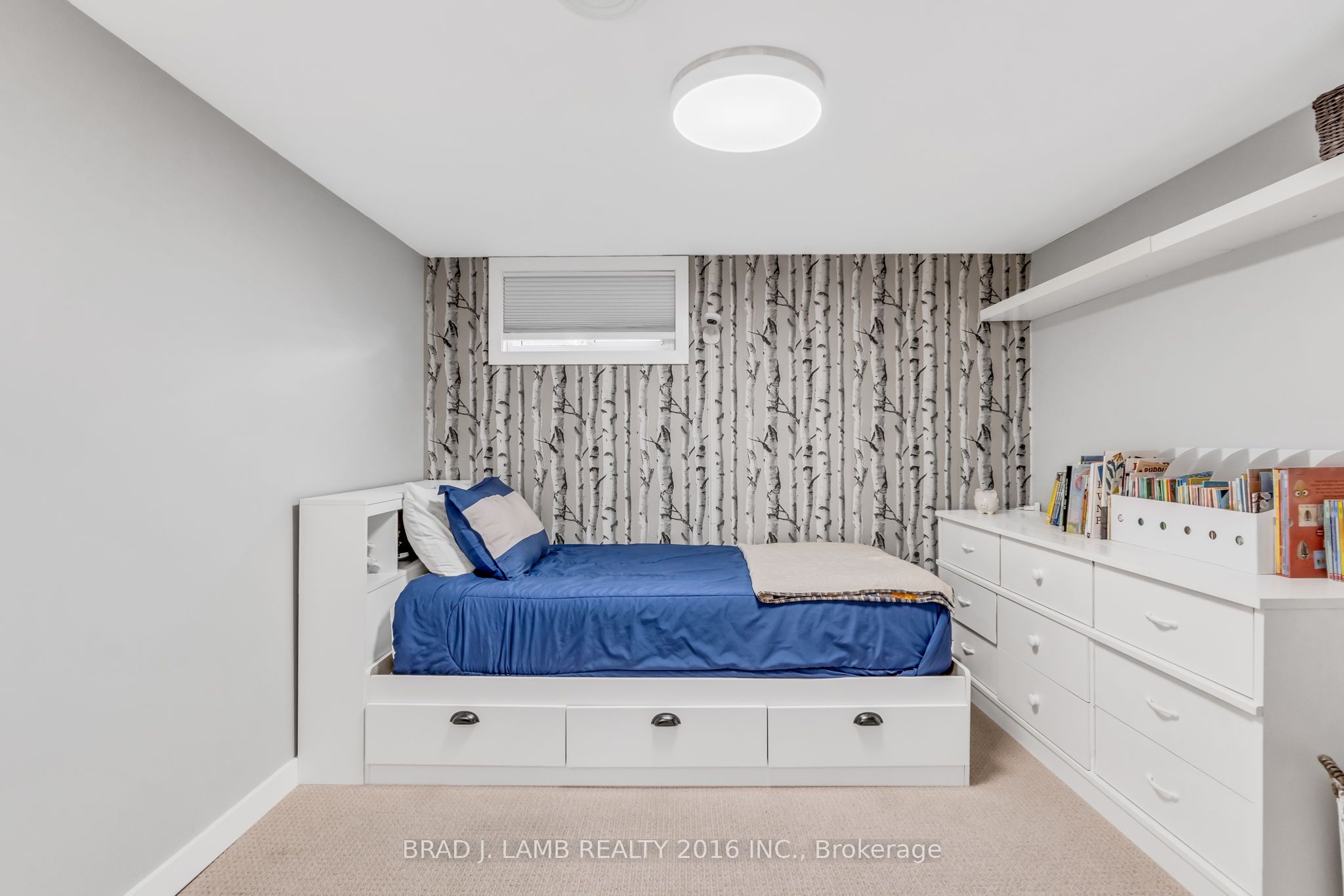 794 The Queensway Property Photo 10