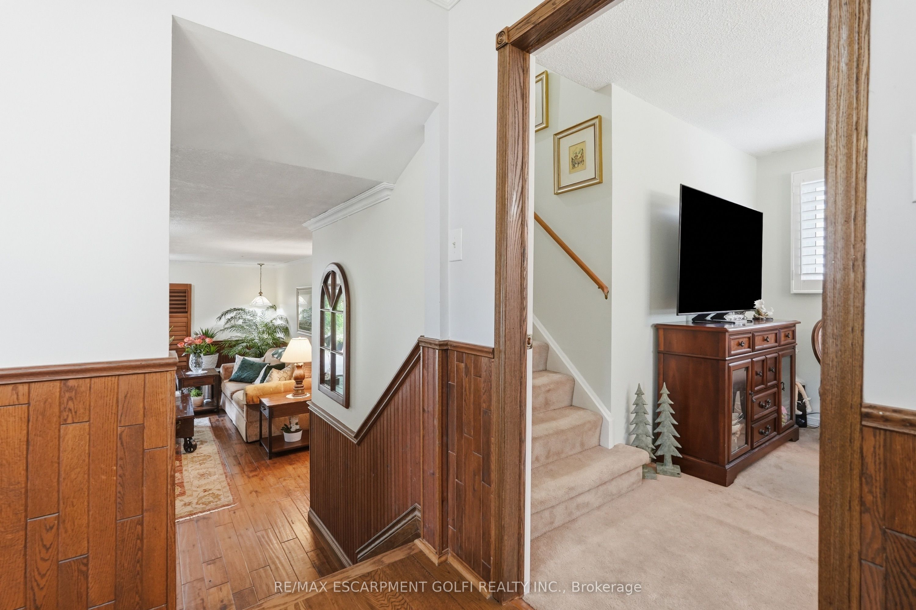 283 W Parkway Drive Property Photo 29
