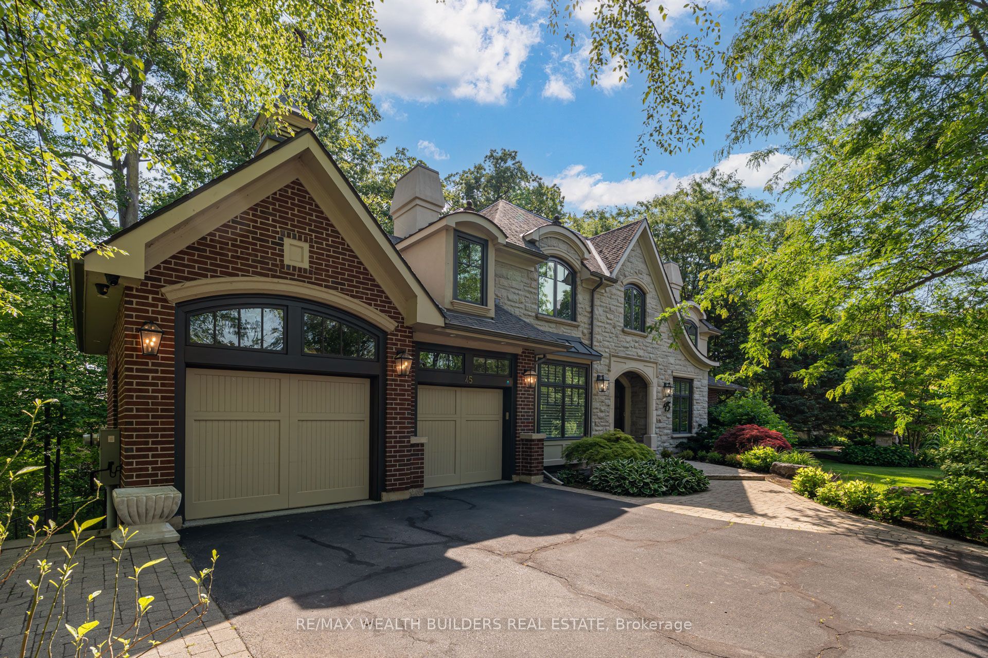 45 Shorewood Place