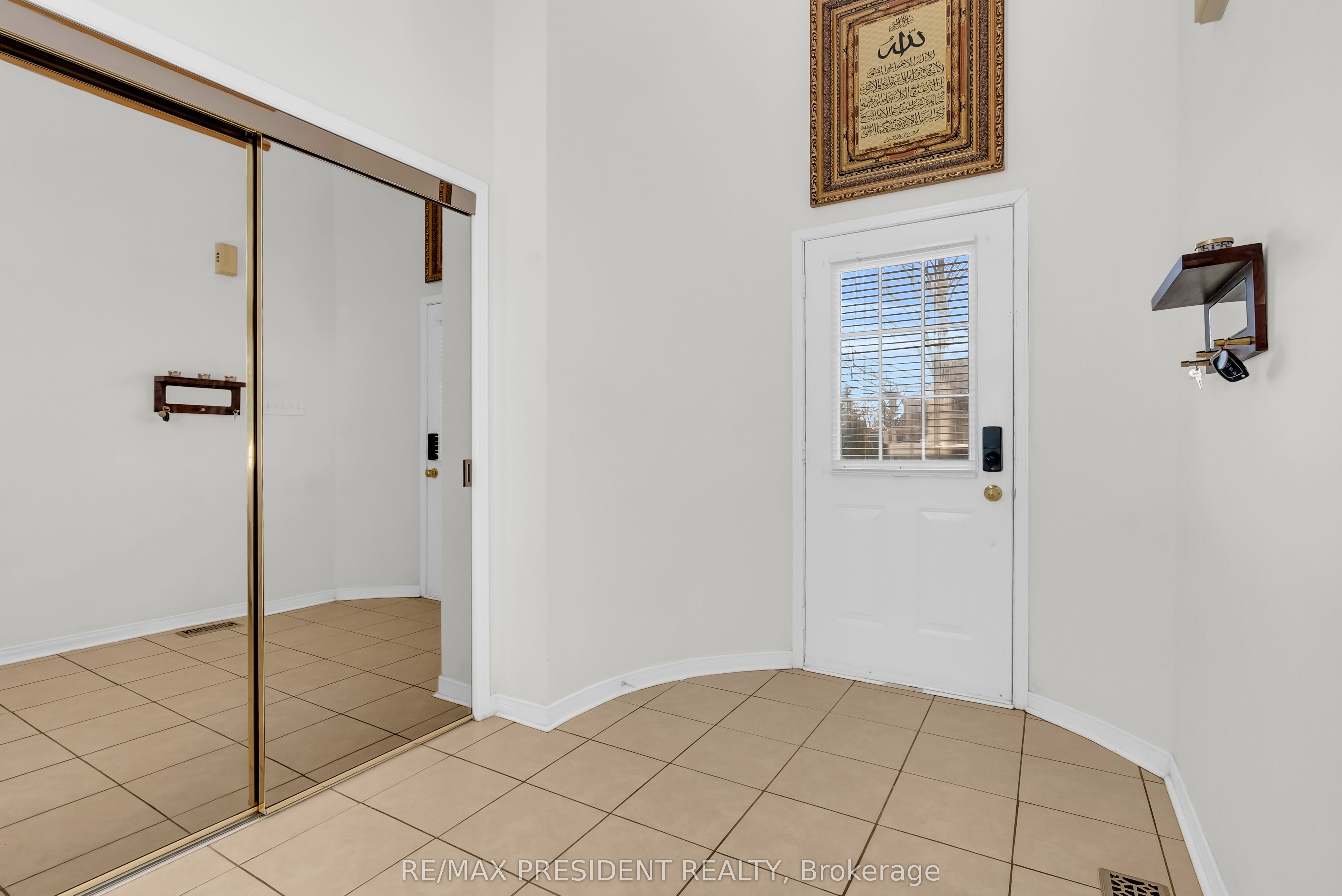 1 Crown Victoria Drive Property Photo 5