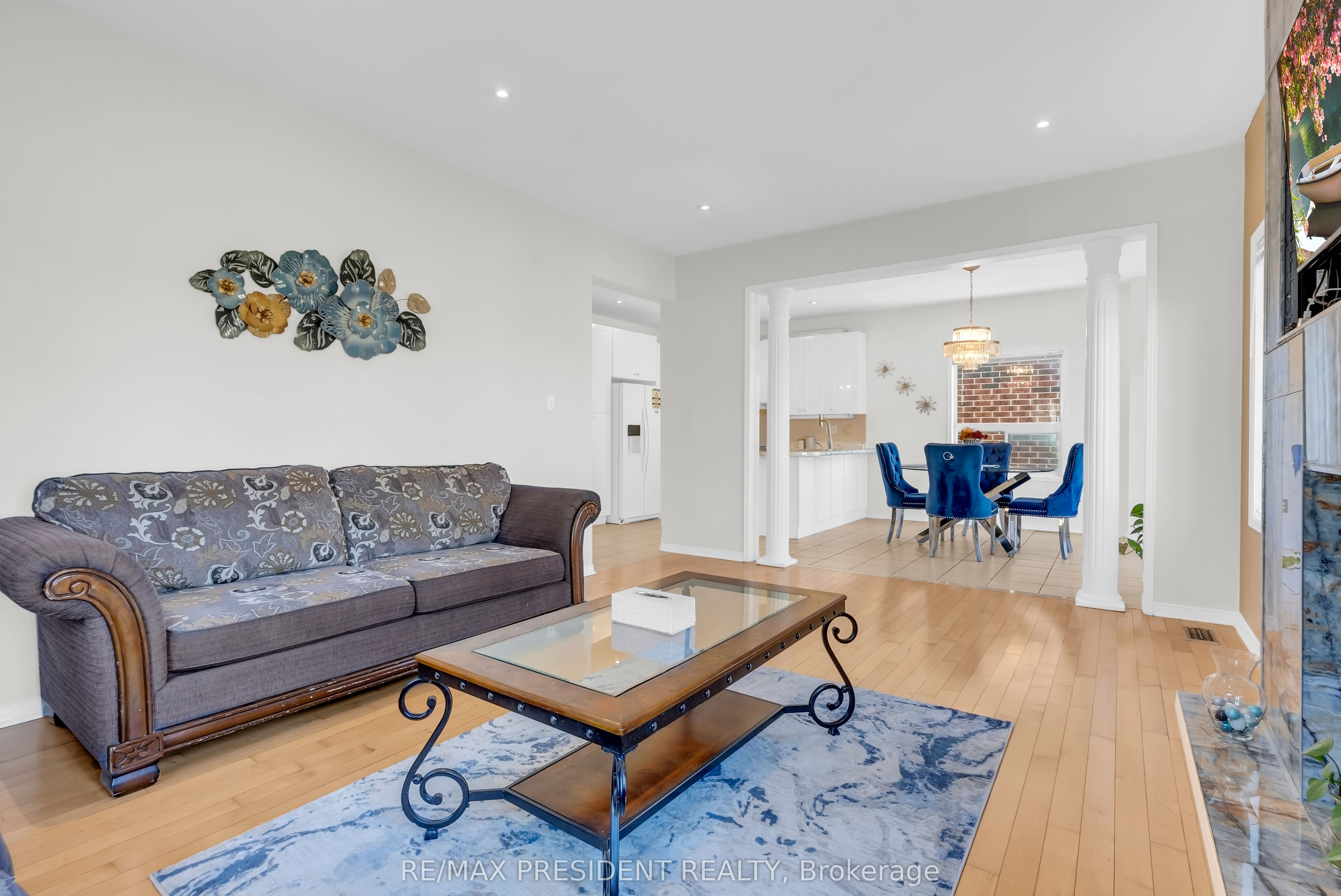 1 Crown Victoria Drive Property Photo 12