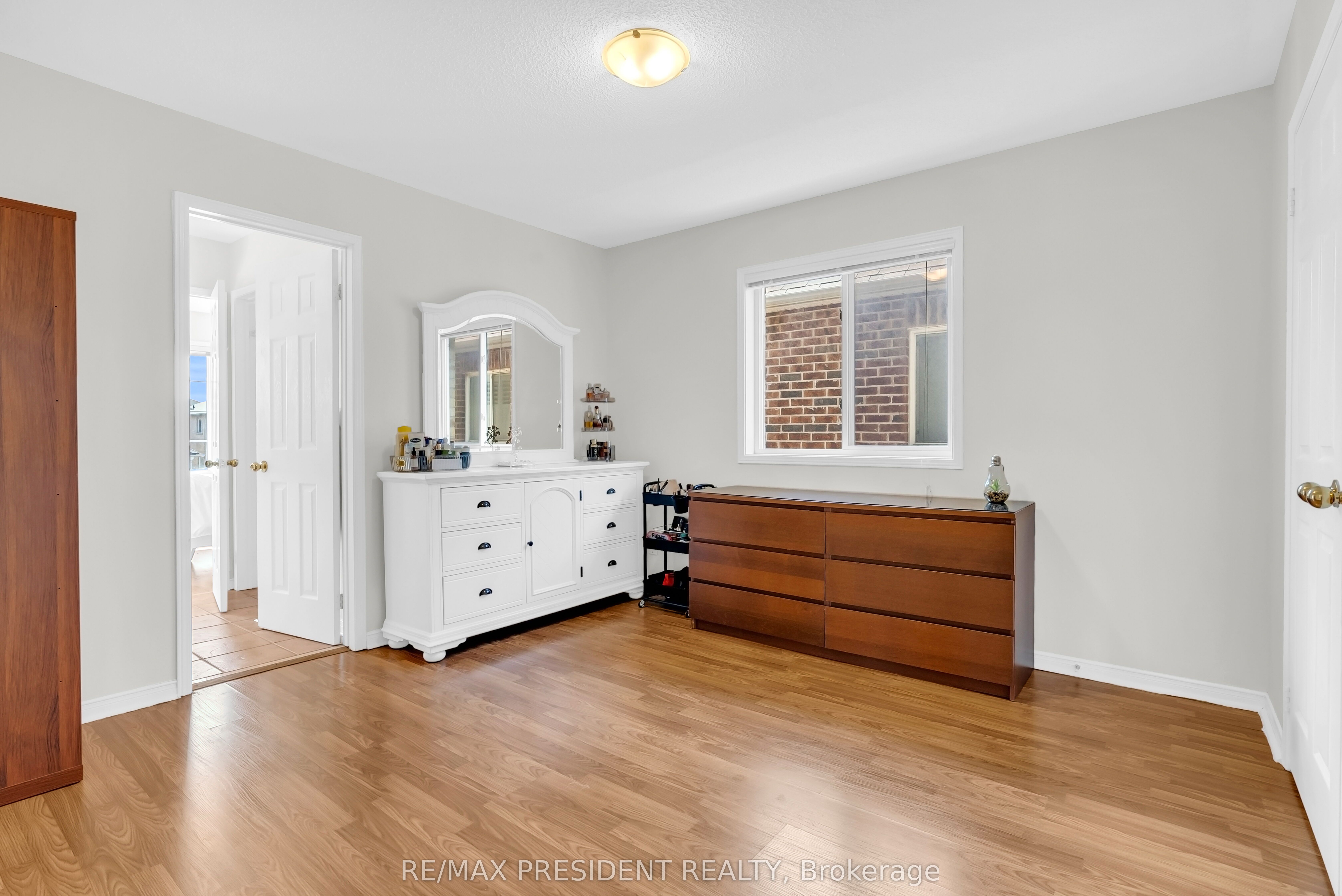 1 Crown Victoria Drive Property Photo 41