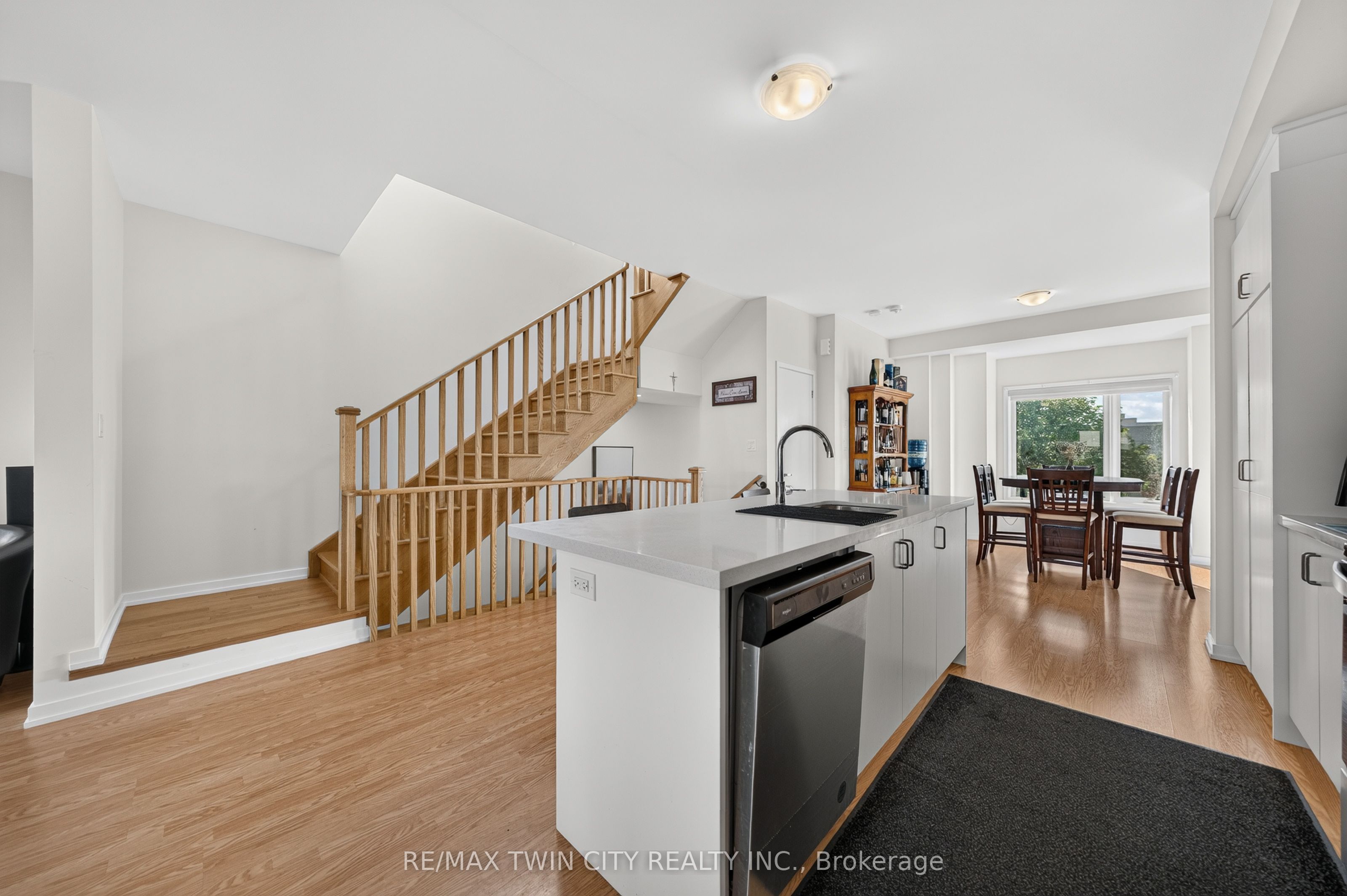 49 Lambert Lane Property Photo 13