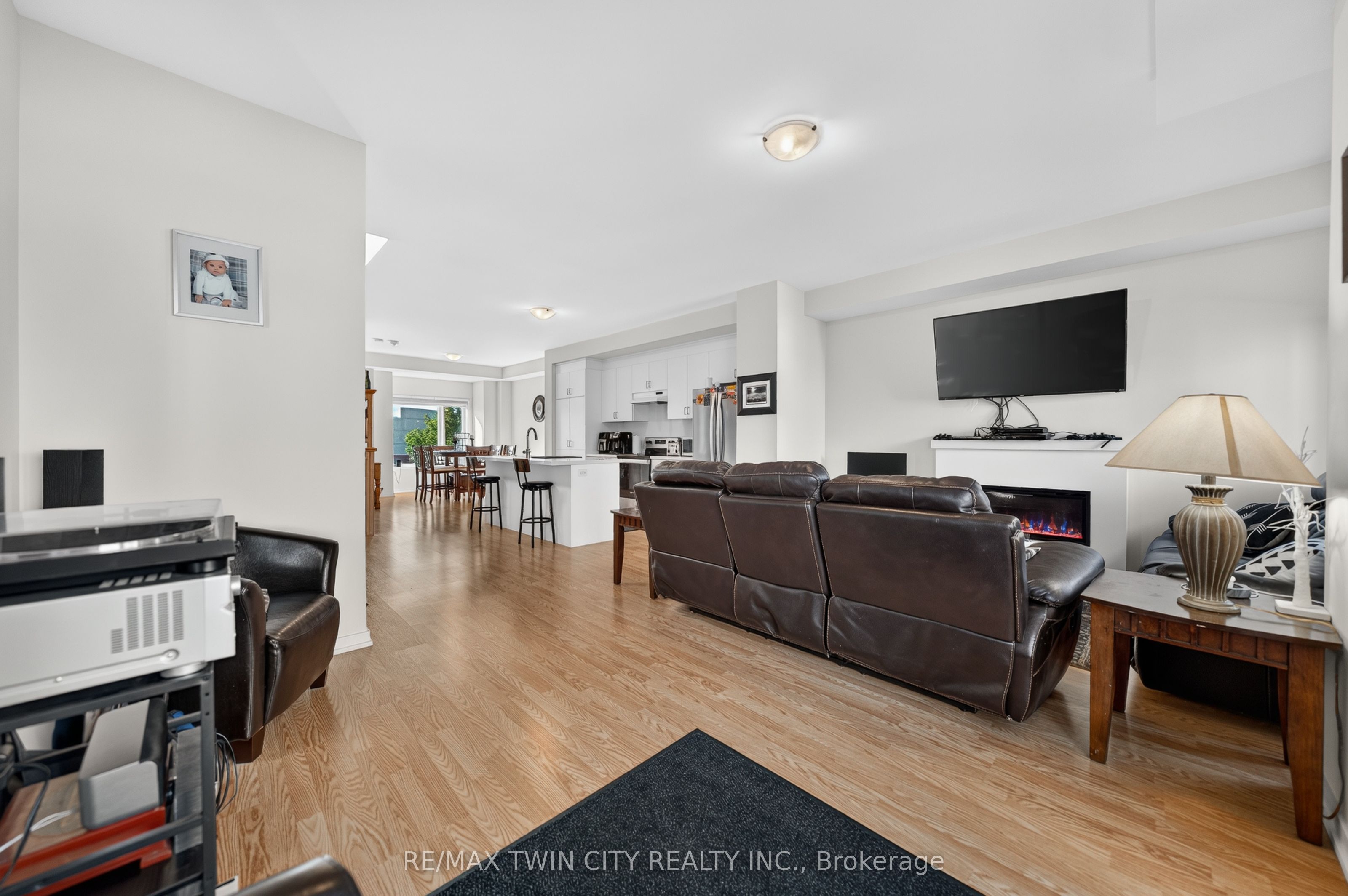 49 Lambert Lane Property Photo 21