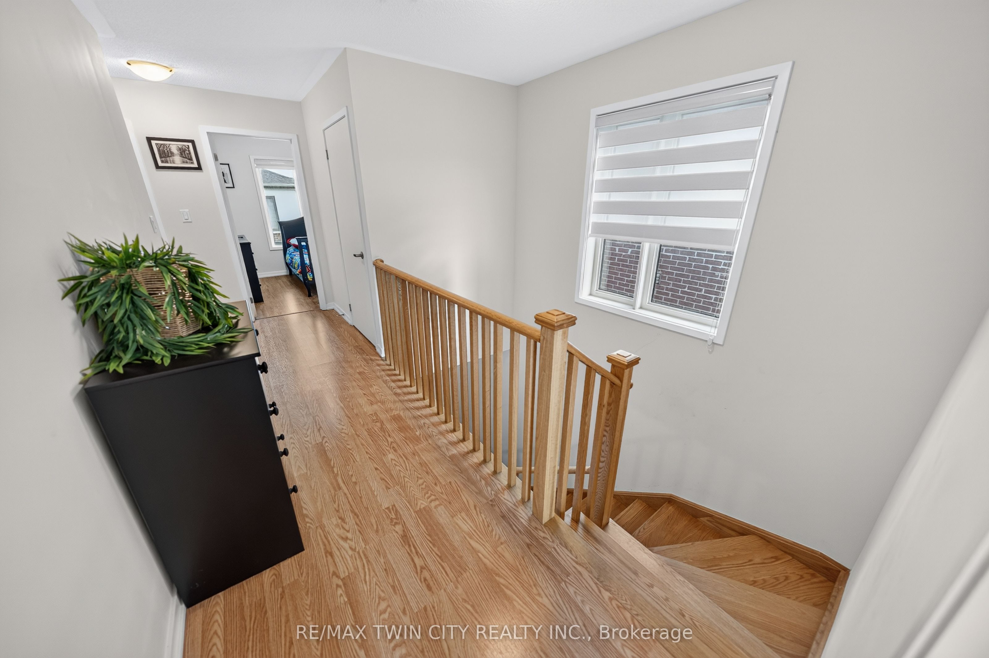 49 Lambert Lane Property Photo 25