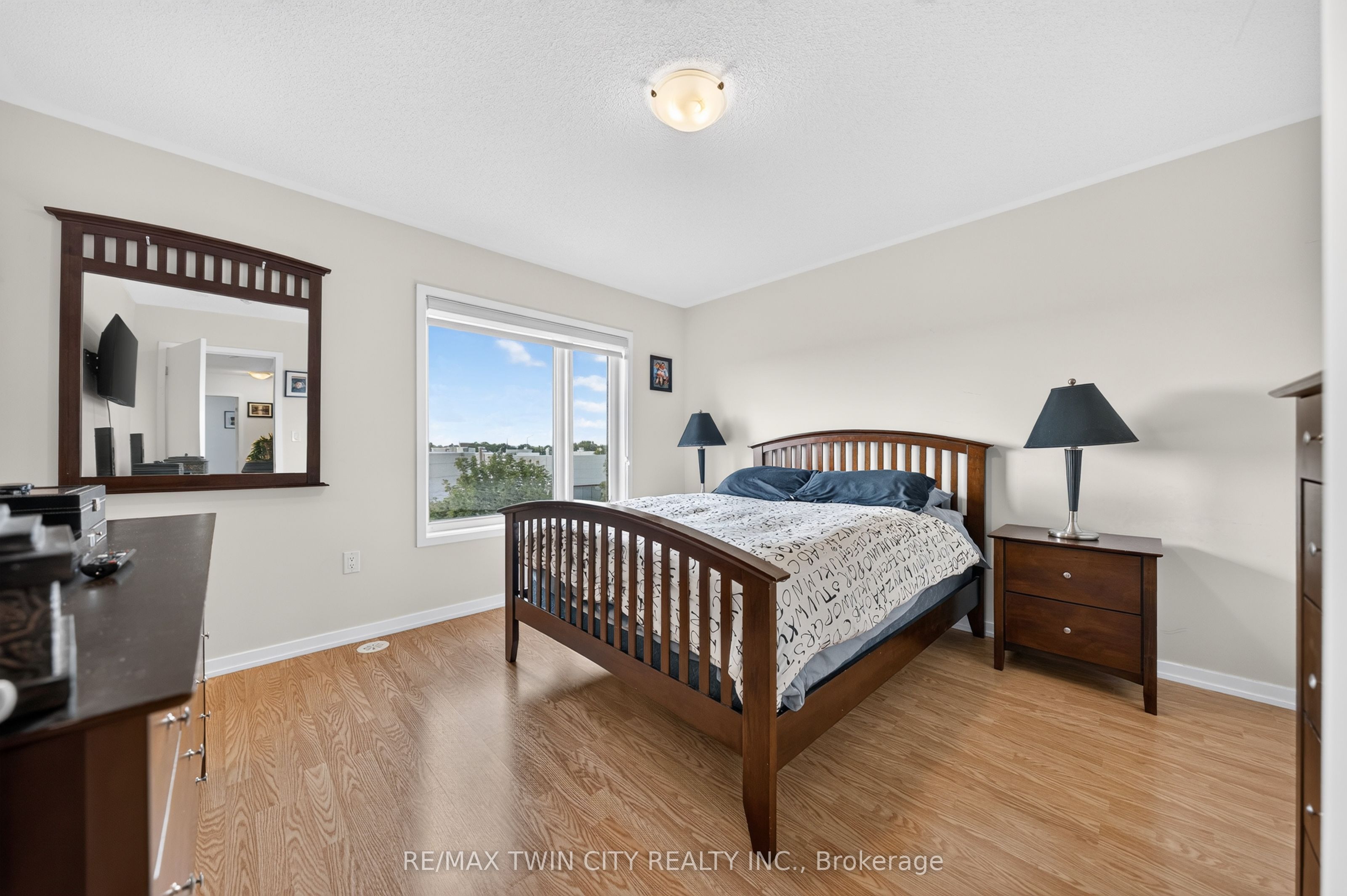 49 Lambert Lane Property Photo 27