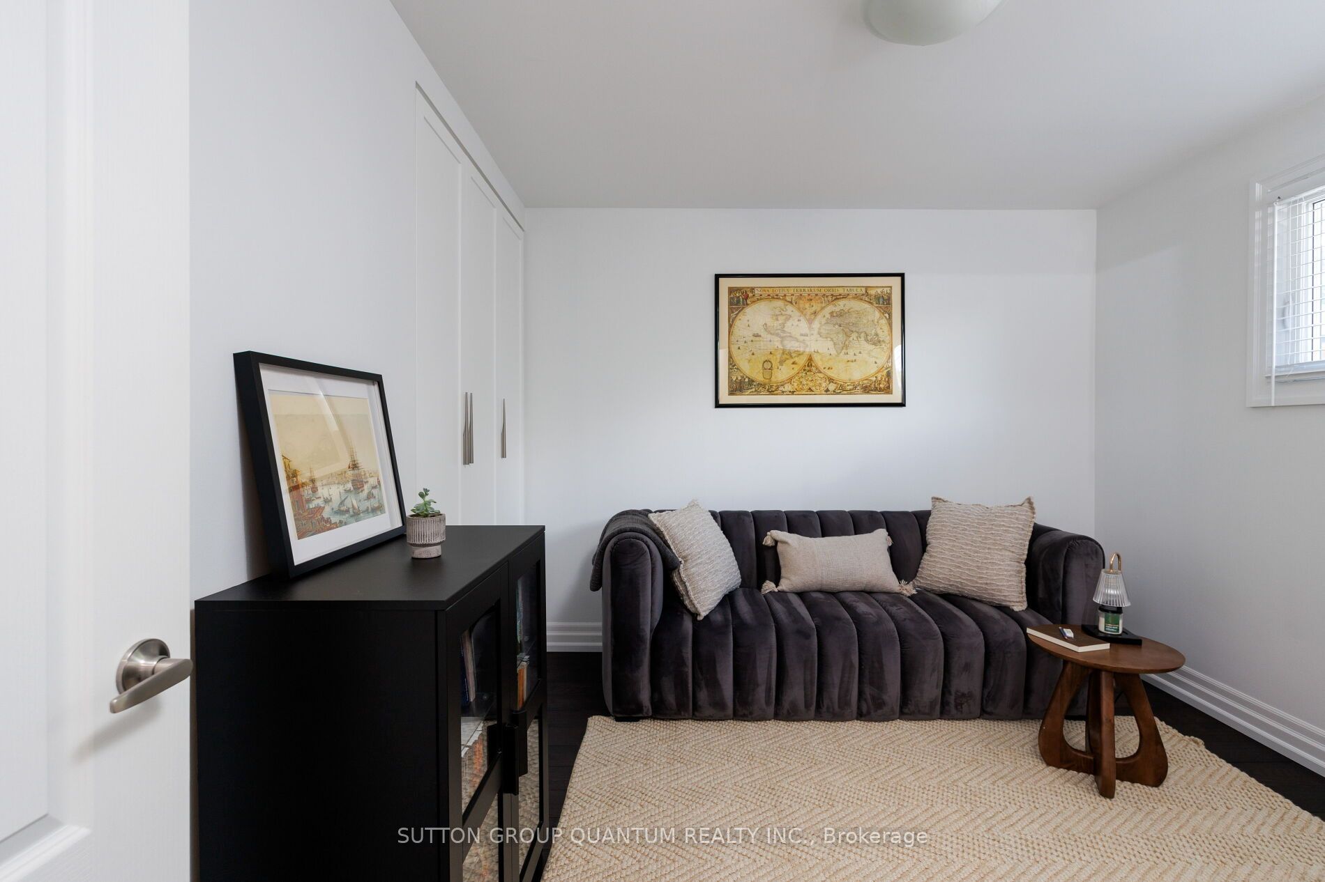 1883 Bough Beeches Boulevard Property Photo 15