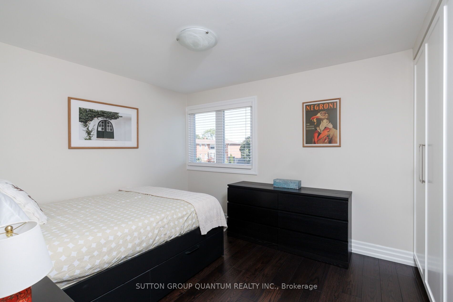 1883 Bough Beeches Boulevard Property Photo 16