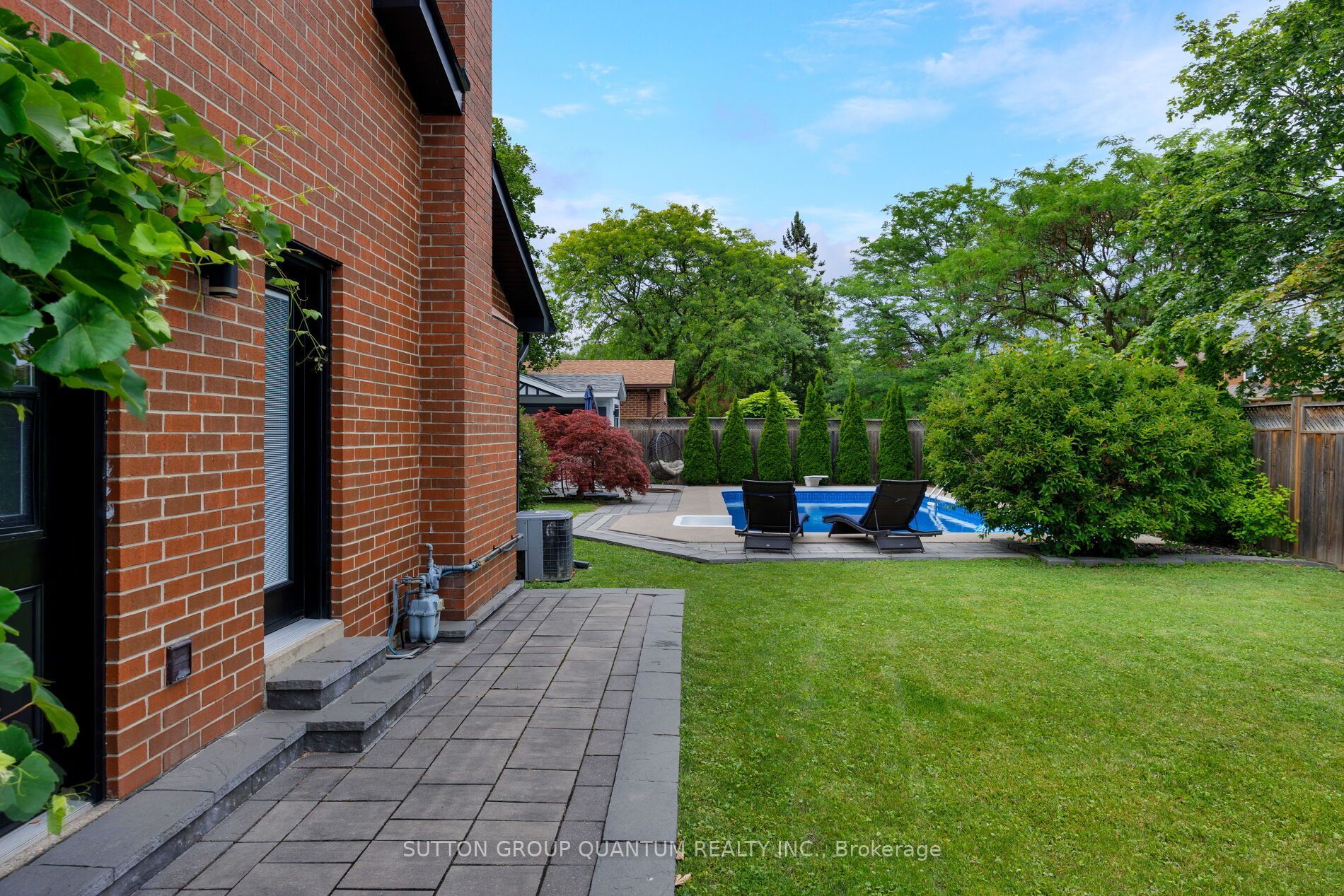 1883 Bough Beeches Boulevard Property Photo 33
