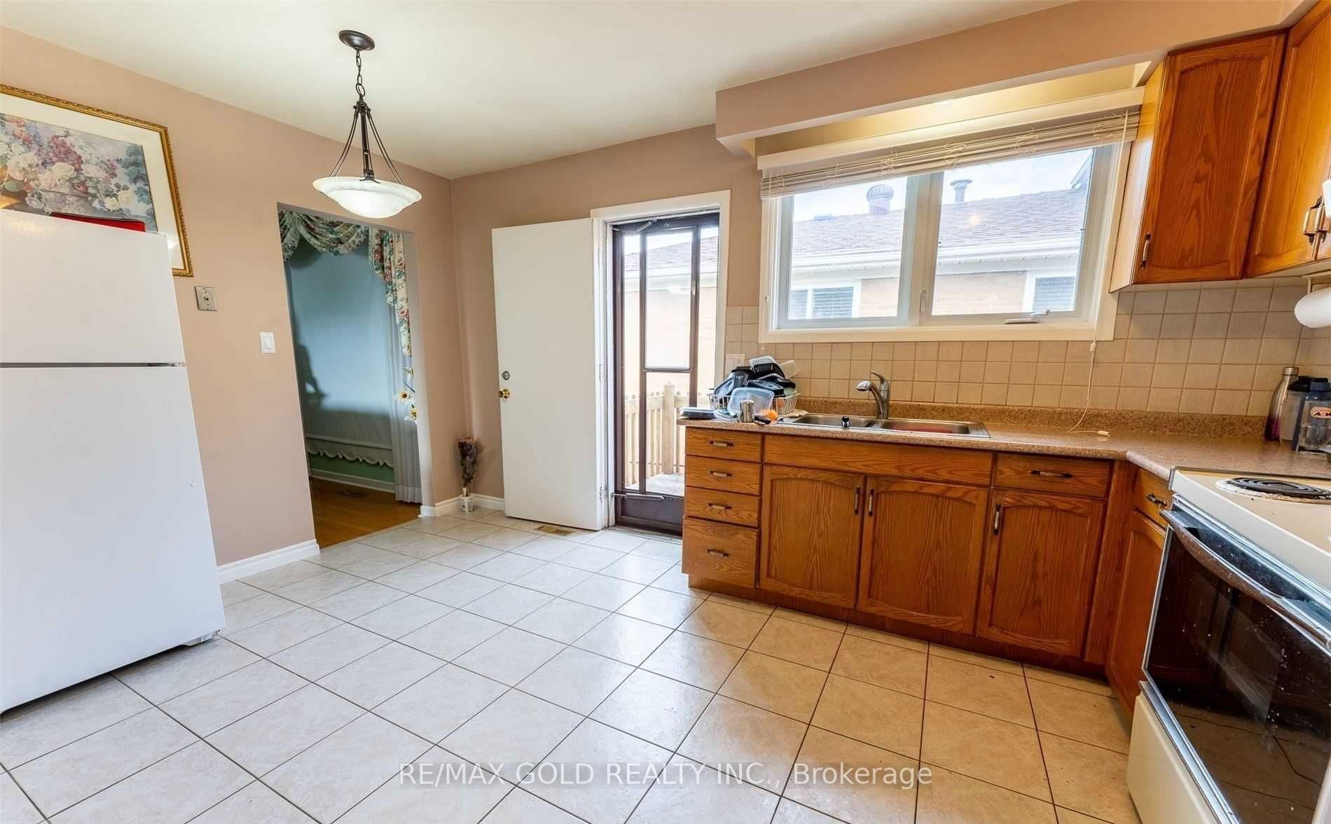 7305 Redstone Road Property Photo 12