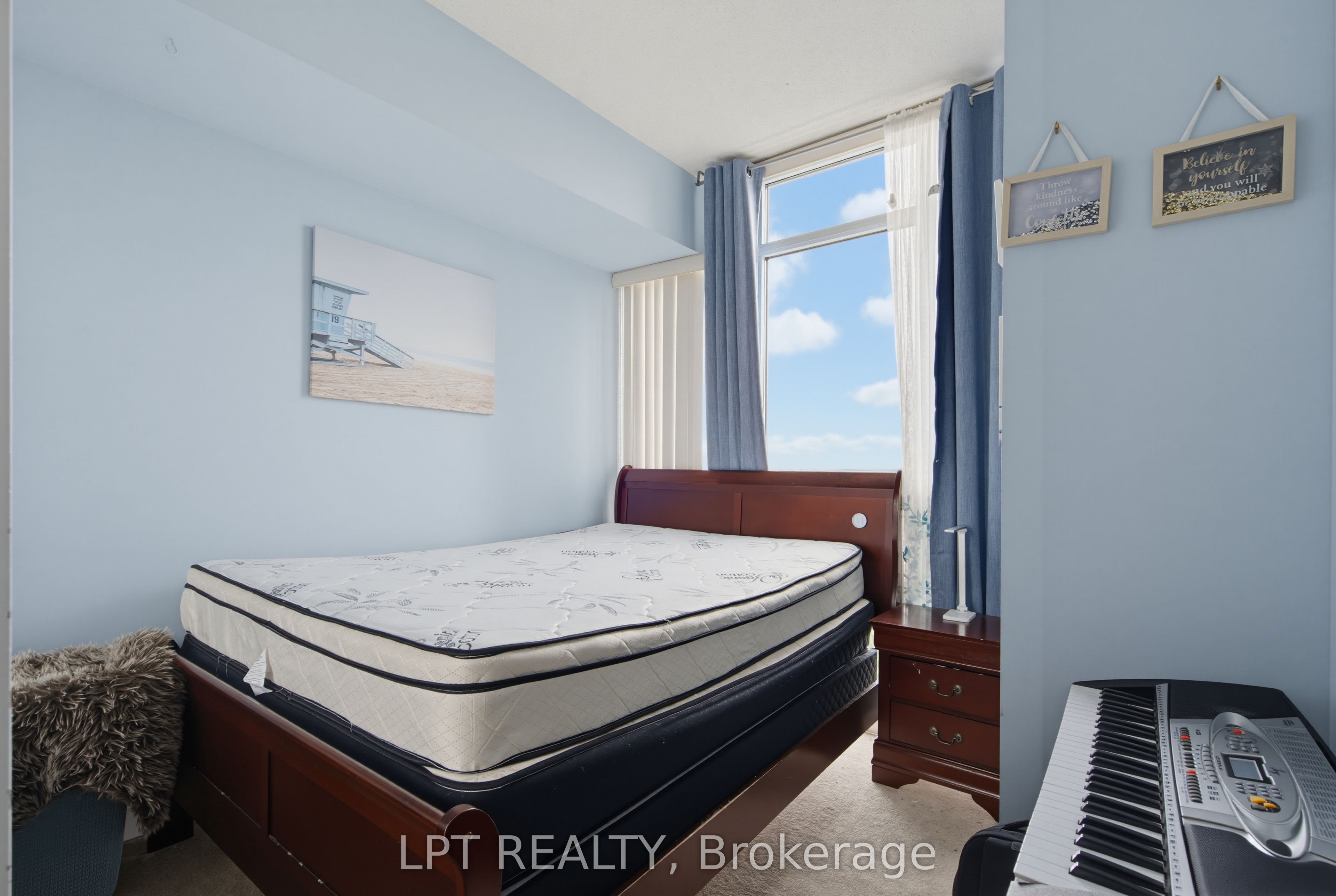 80 Absolute Avenue 1303 Property Photo 15