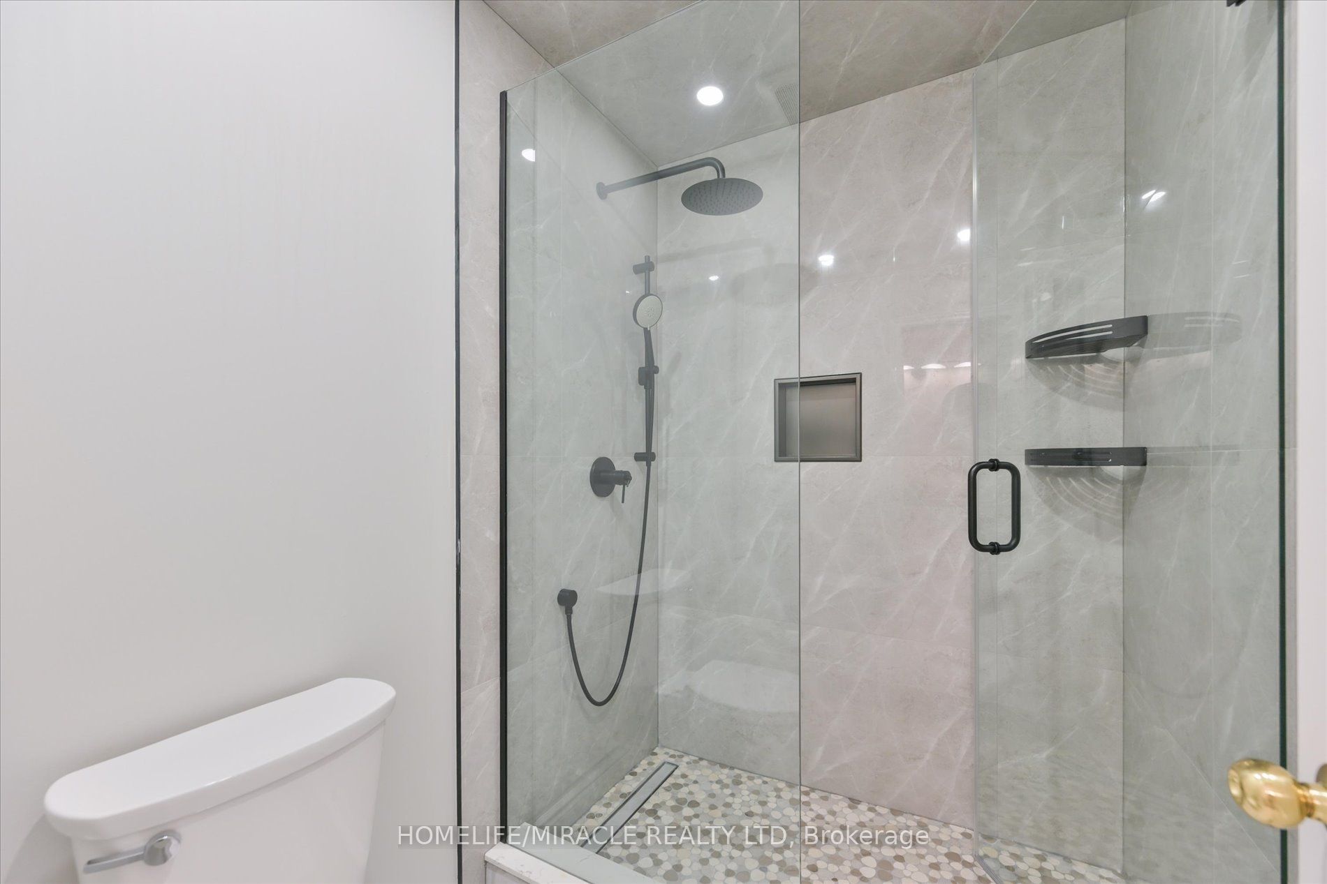 2479 Rathlin Court Property Photo 33