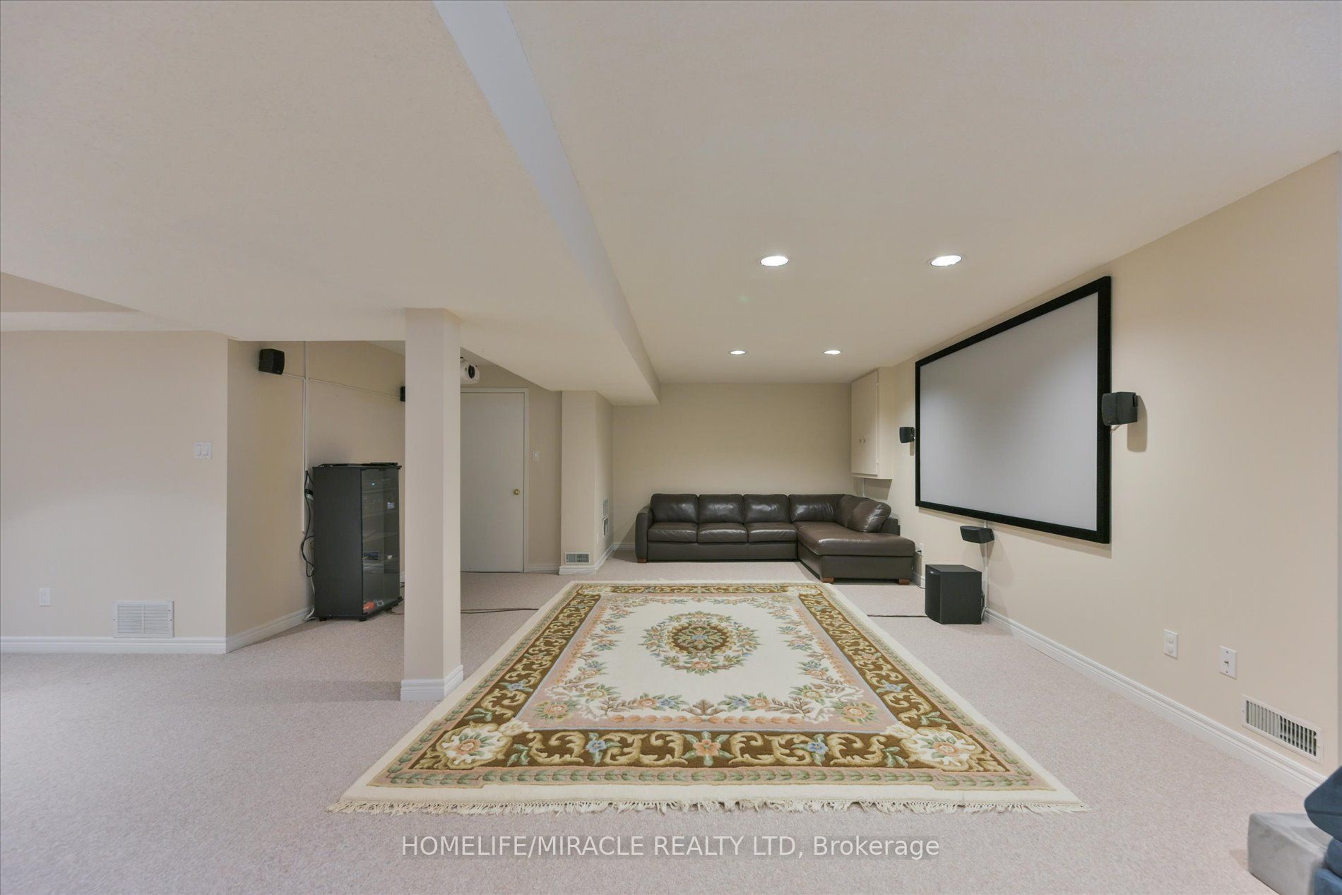 2479 Rathlin Court Property Photo 38