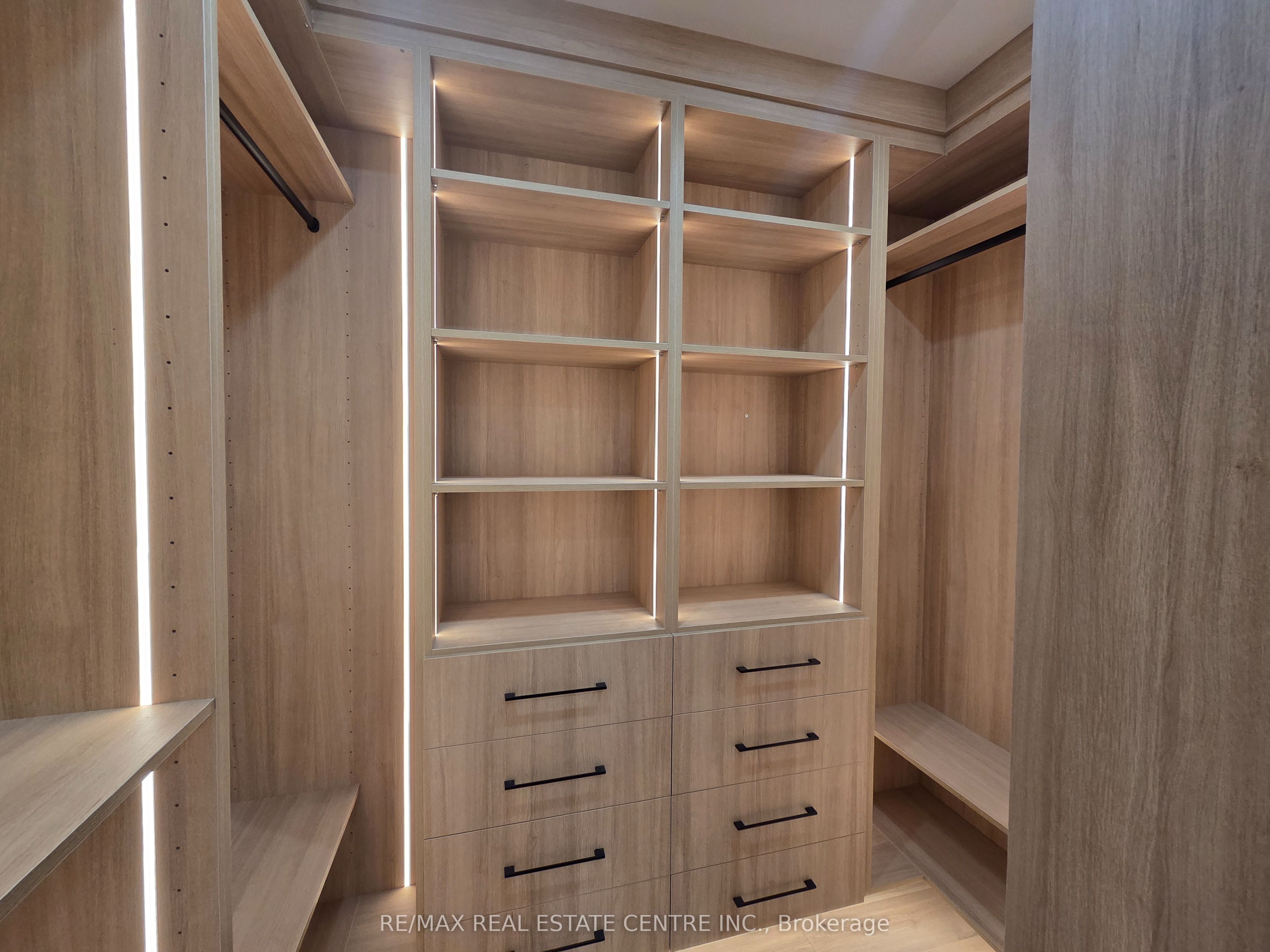 4 Calstock Place Property Photo 7
