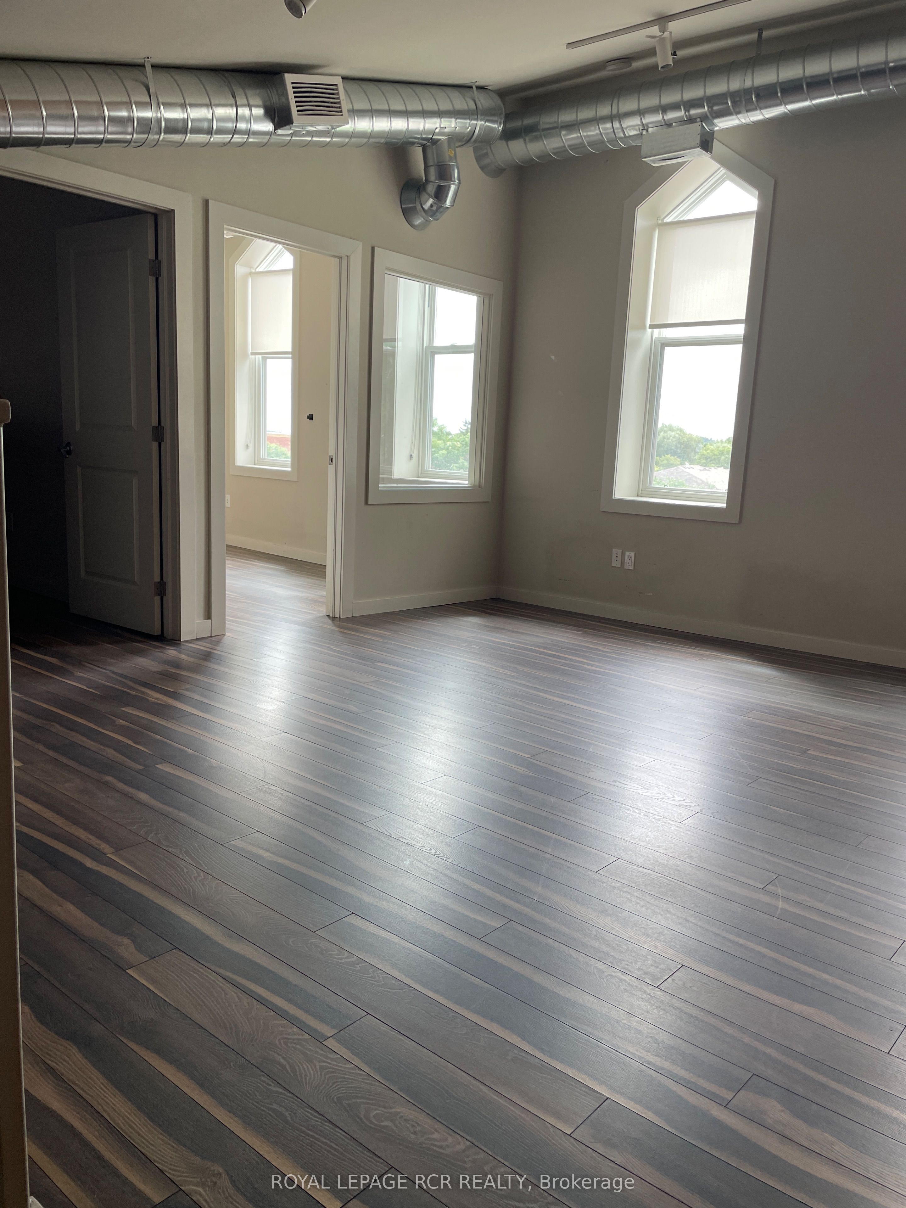 127 Broadway B Property Photo 6