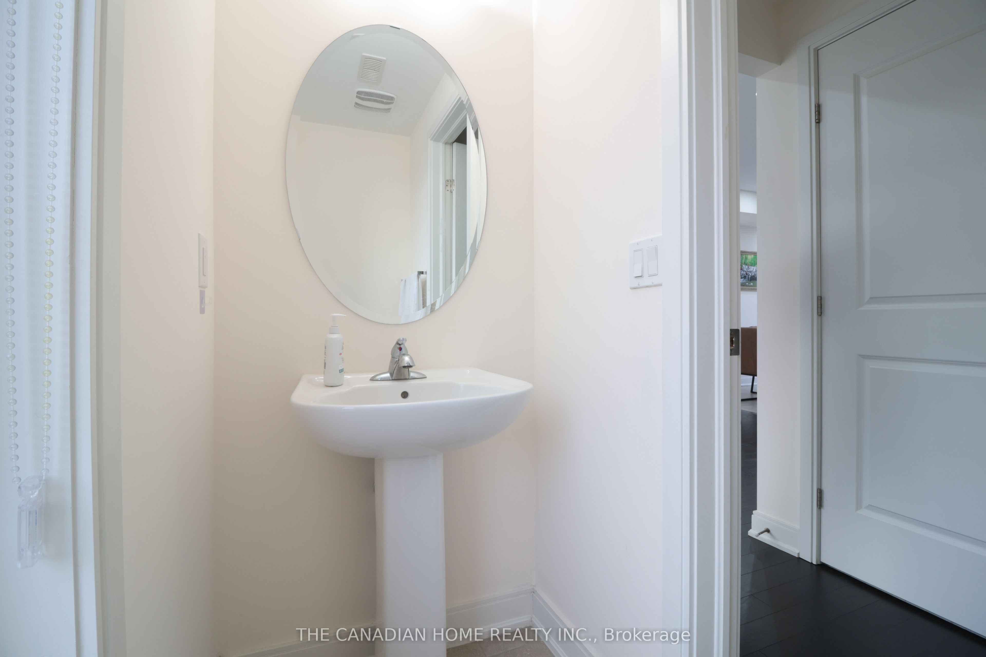 433 Veterans Drive Property Photo 20