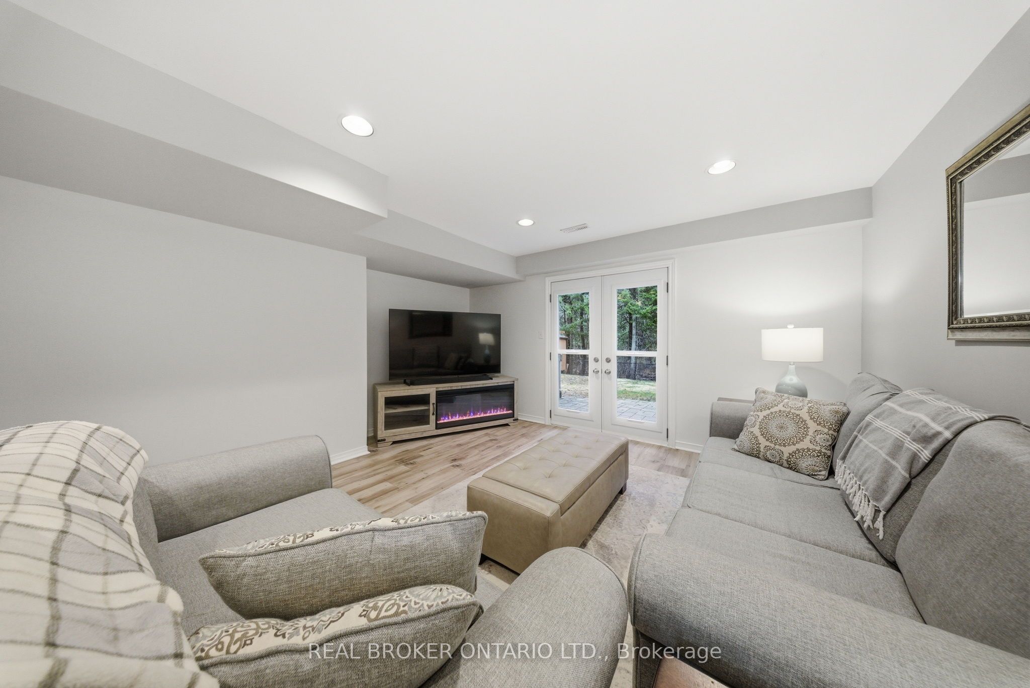 29 Alder Street Property Photo 25