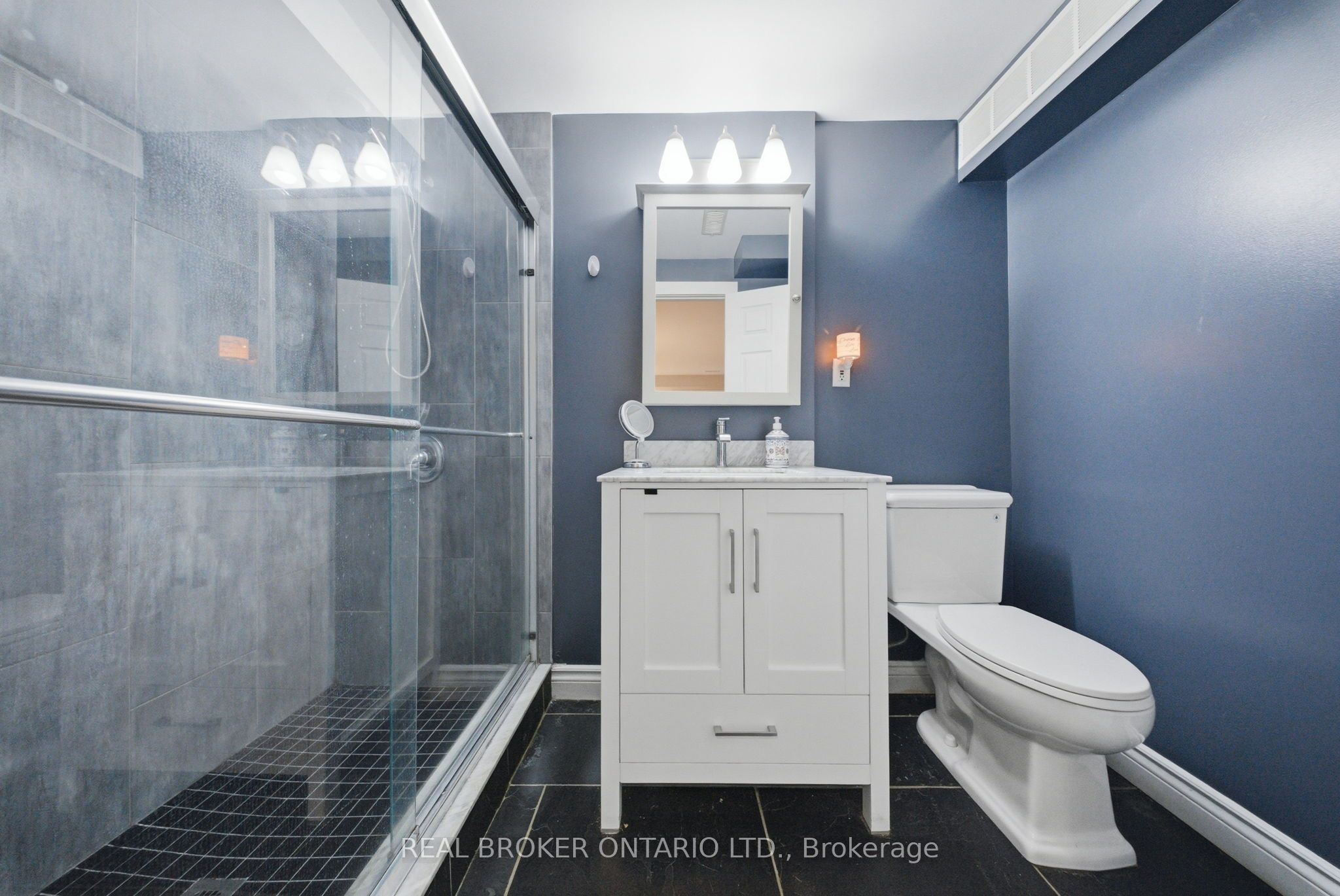 29 Alder Street Property Photo 27