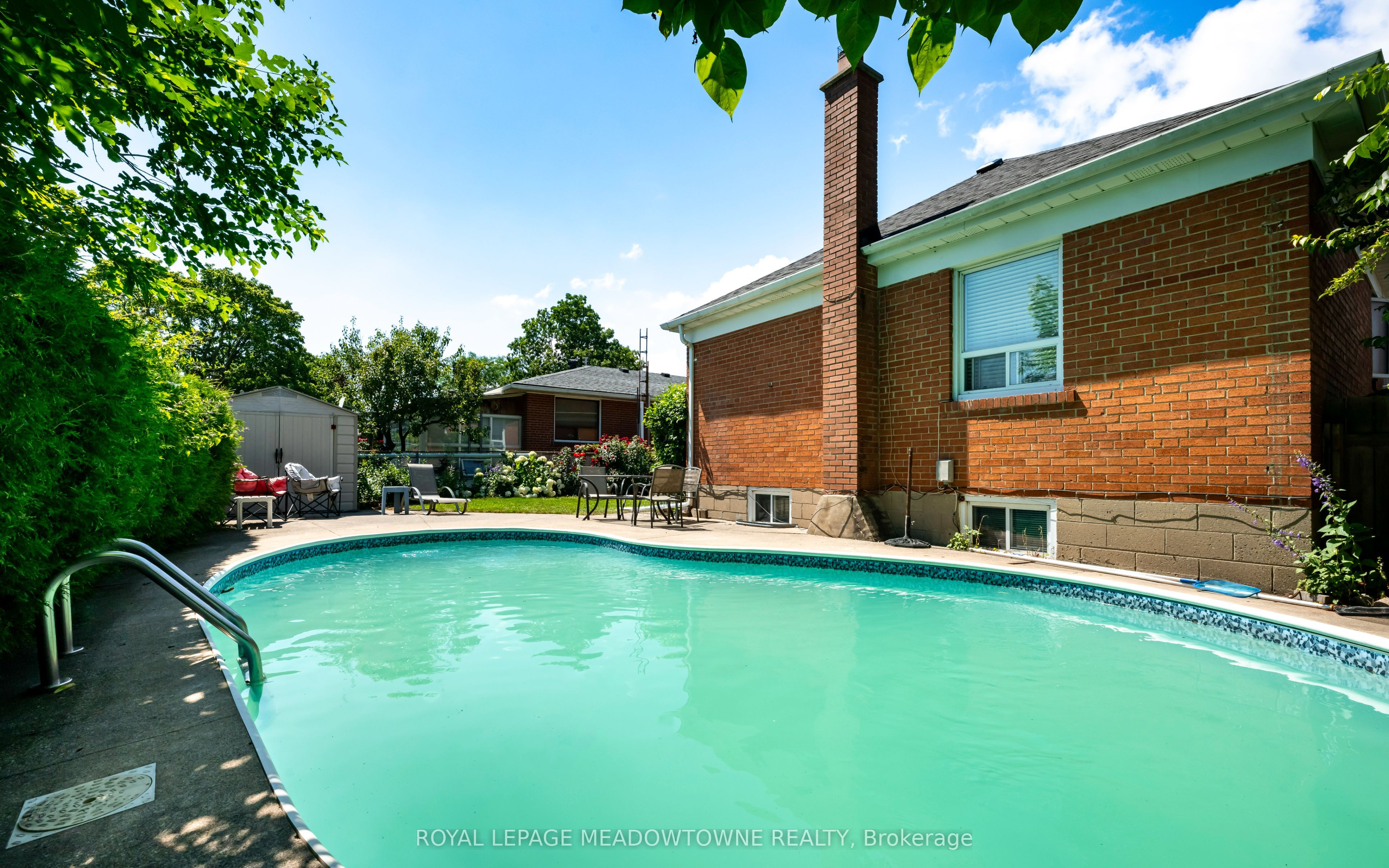 5 Boreal Road Property Photo 12