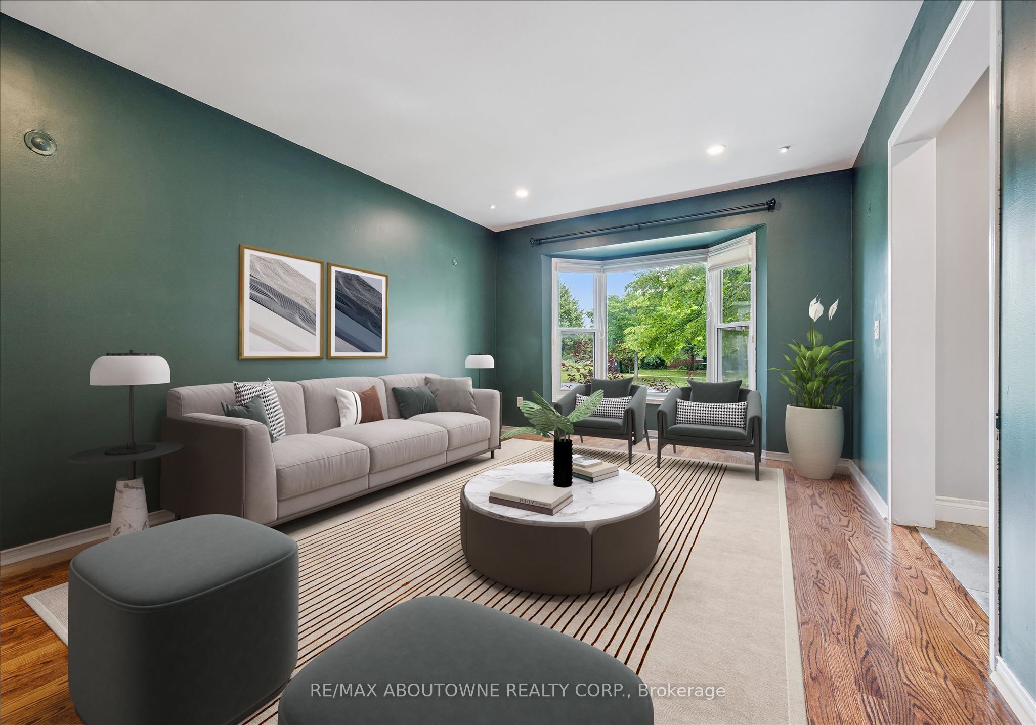 2456 Sixth Line Property Photo 5