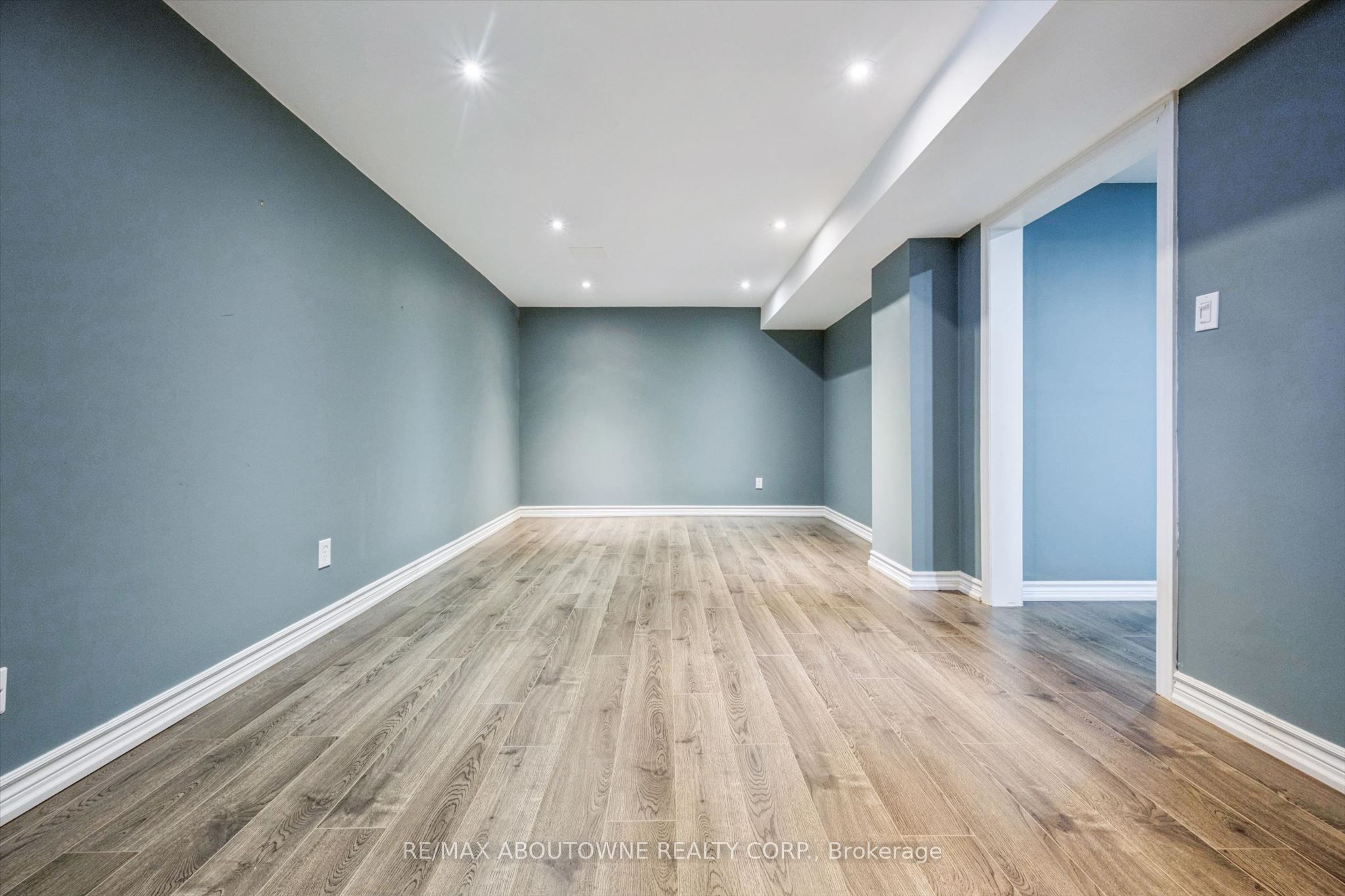 2456 Sixth Line Property Photo 41
