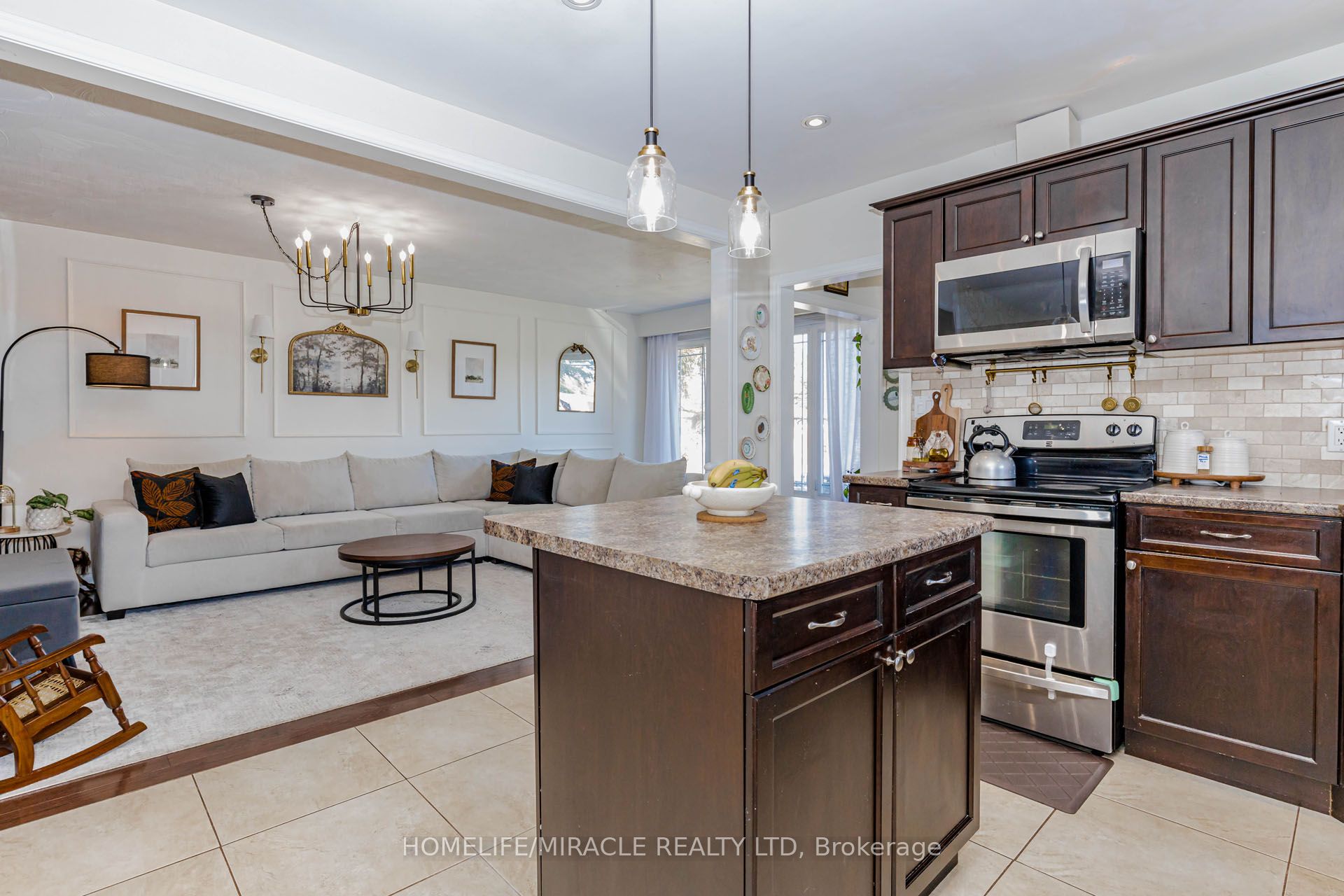 403 Delrex Boulevard Property Photo 16