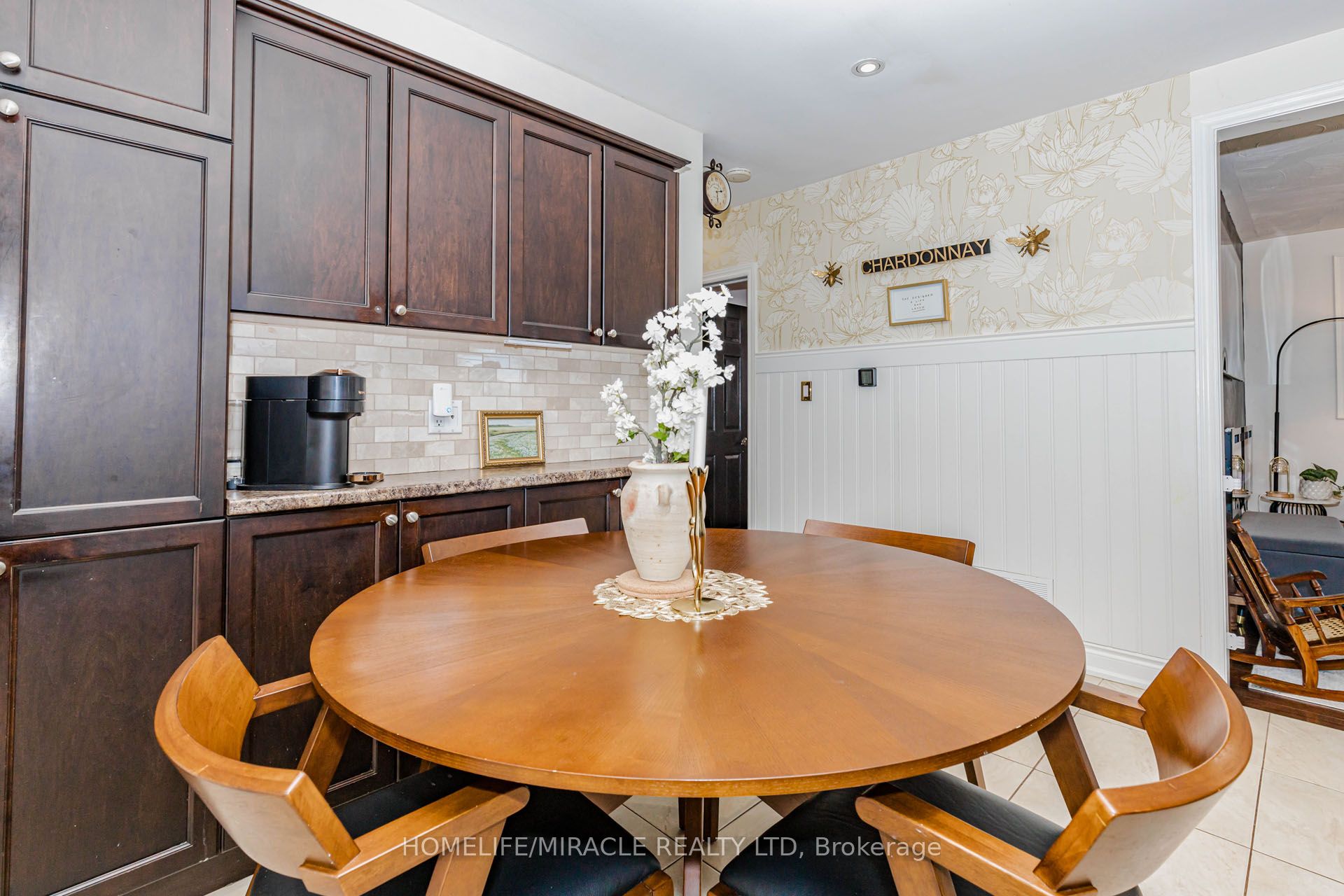 403 Delrex Boulevard Property Photo 19