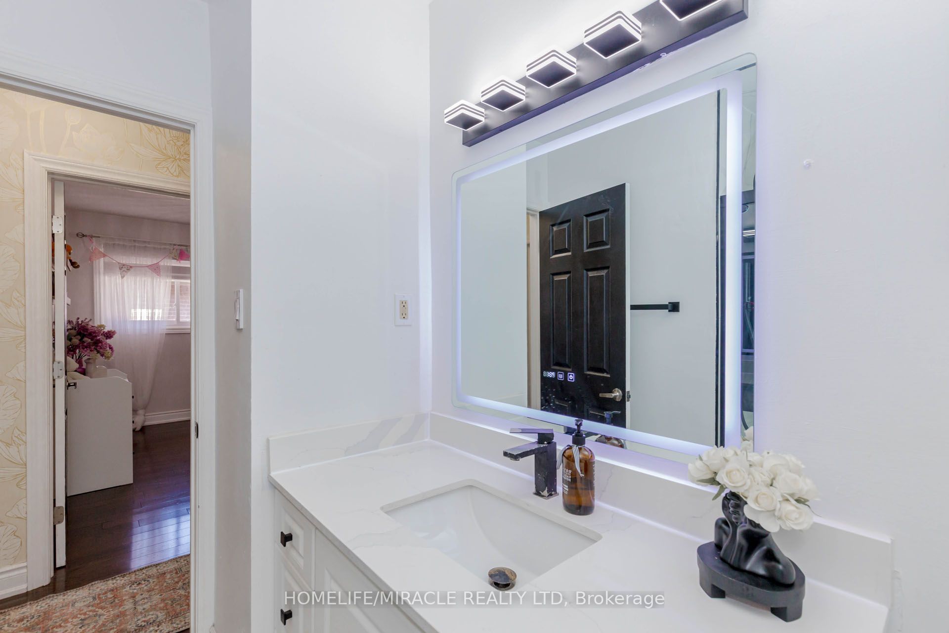 403 Delrex Boulevard Property Photo 26