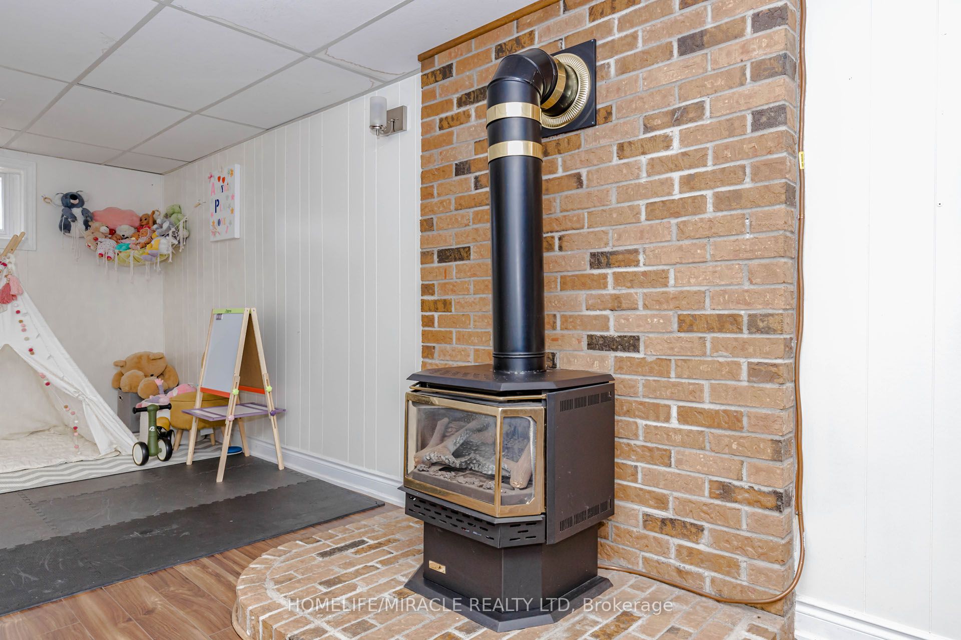 403 Delrex Boulevard Property Photo 33