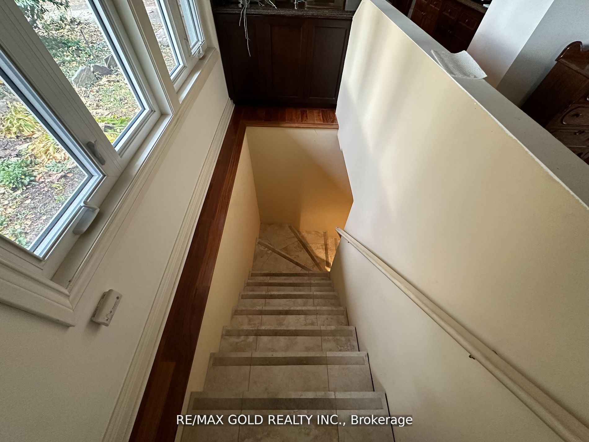 275 Eastcourt Road Property Photo 5